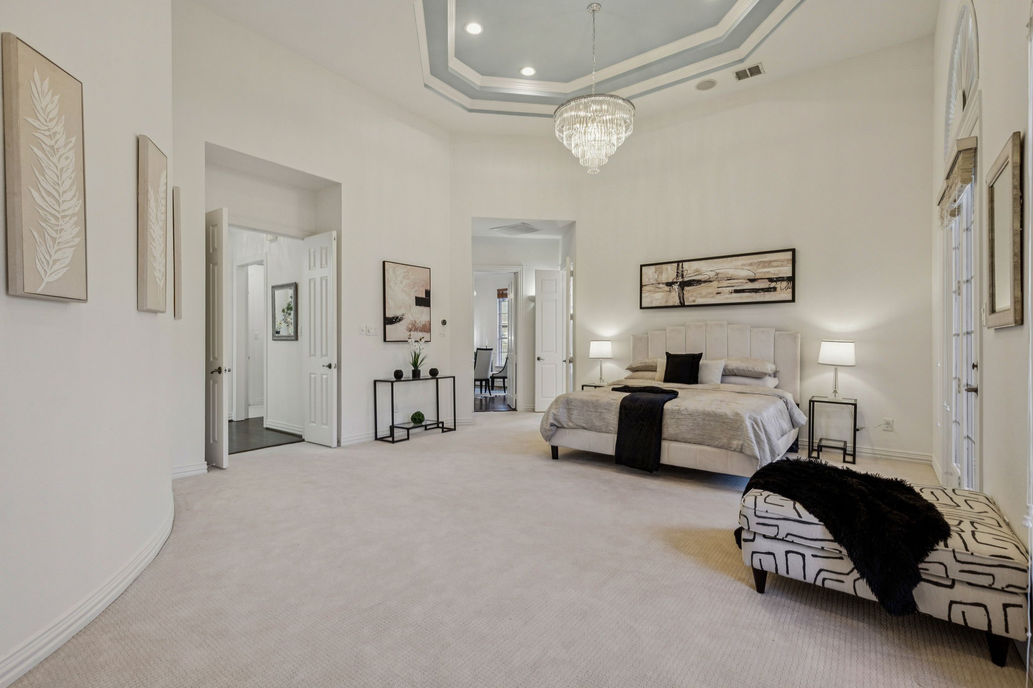 1425 Montgomery Lane