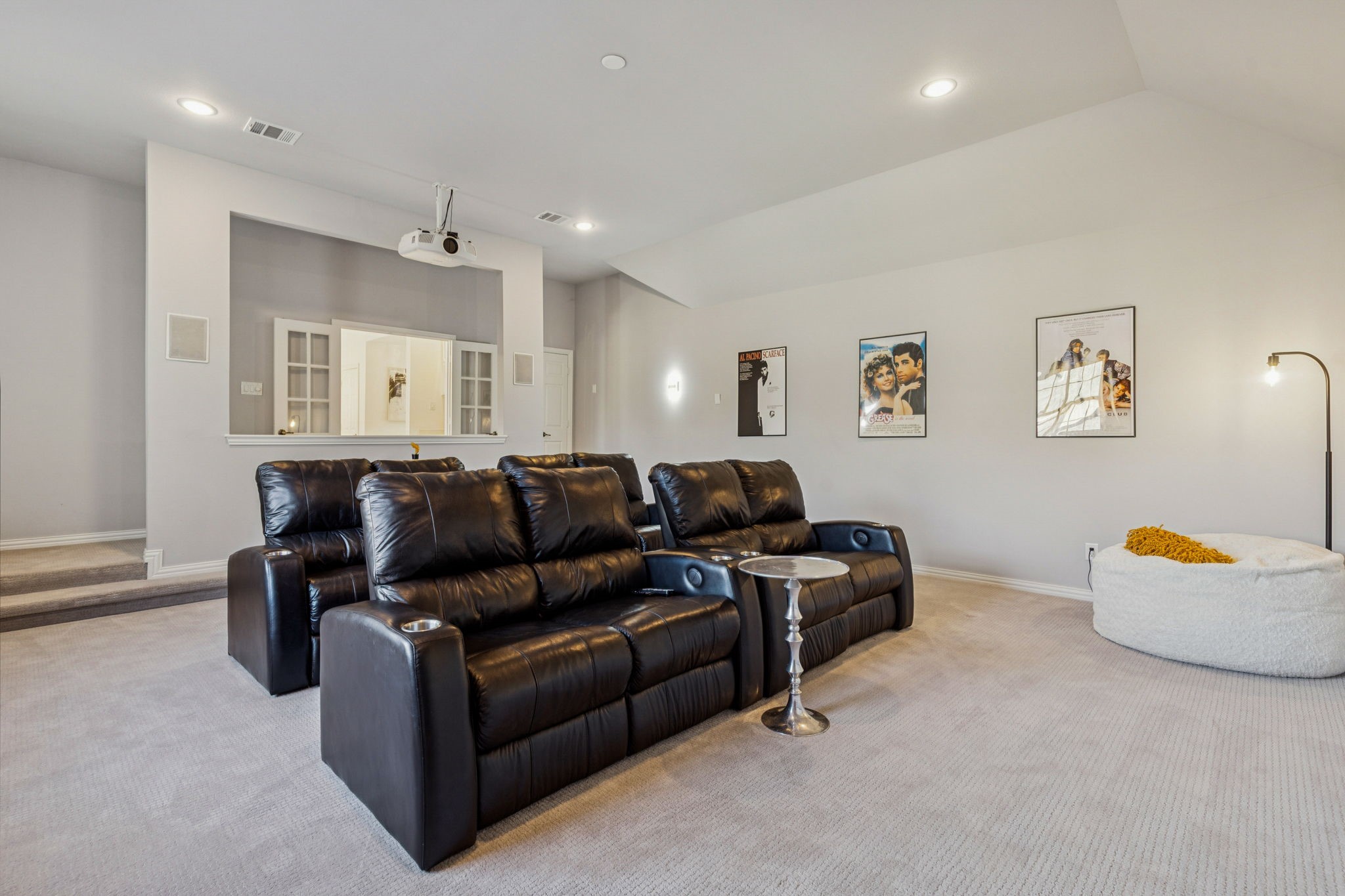 1425 Montgomery Lane