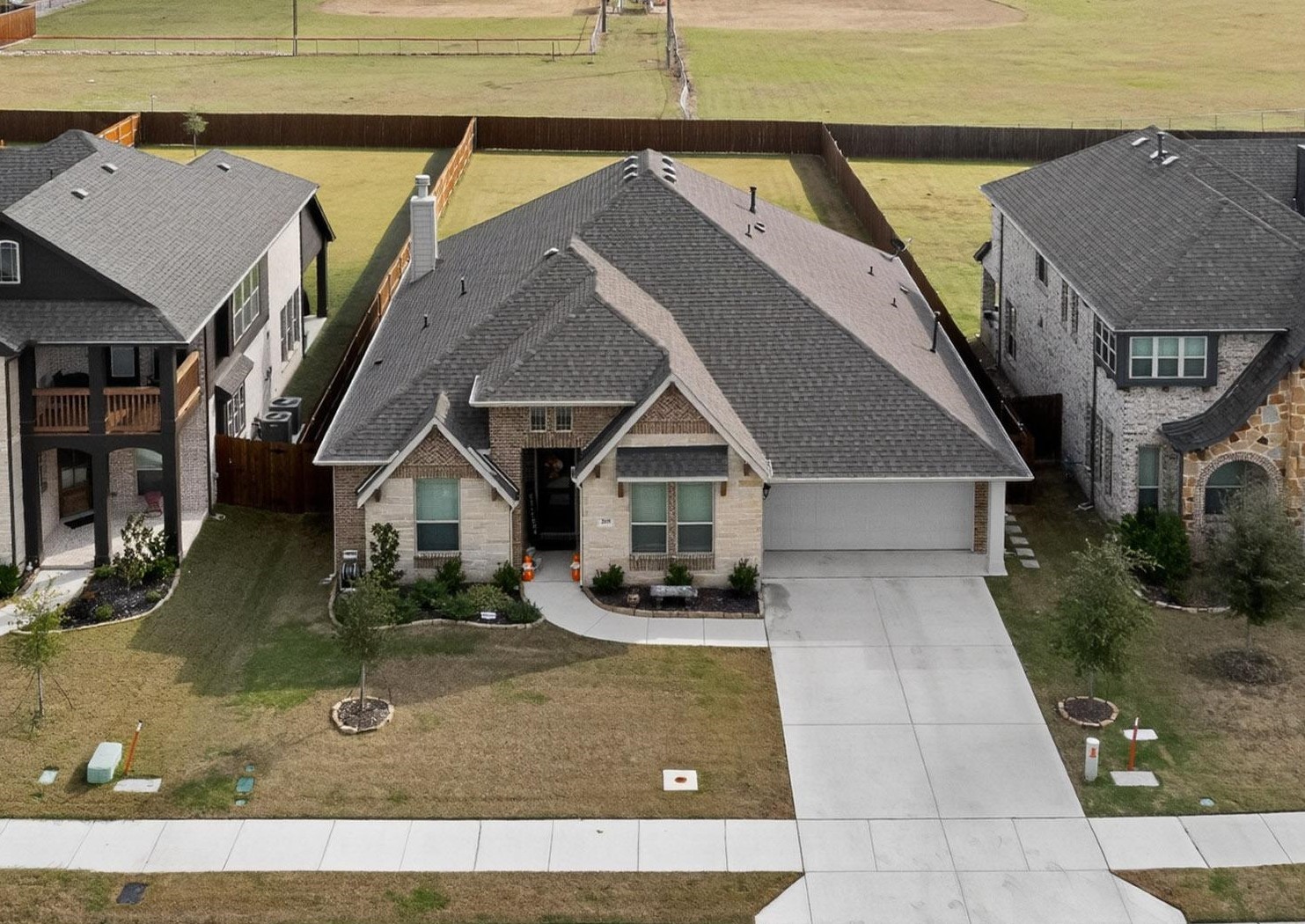205 Lakewood Lane