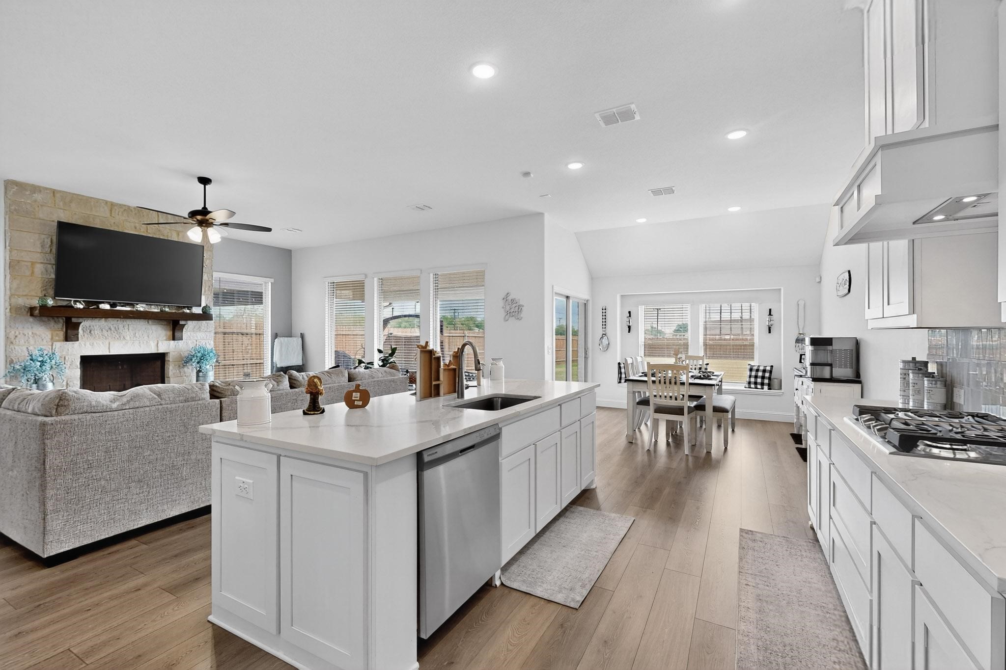 205 Lakewood Lane