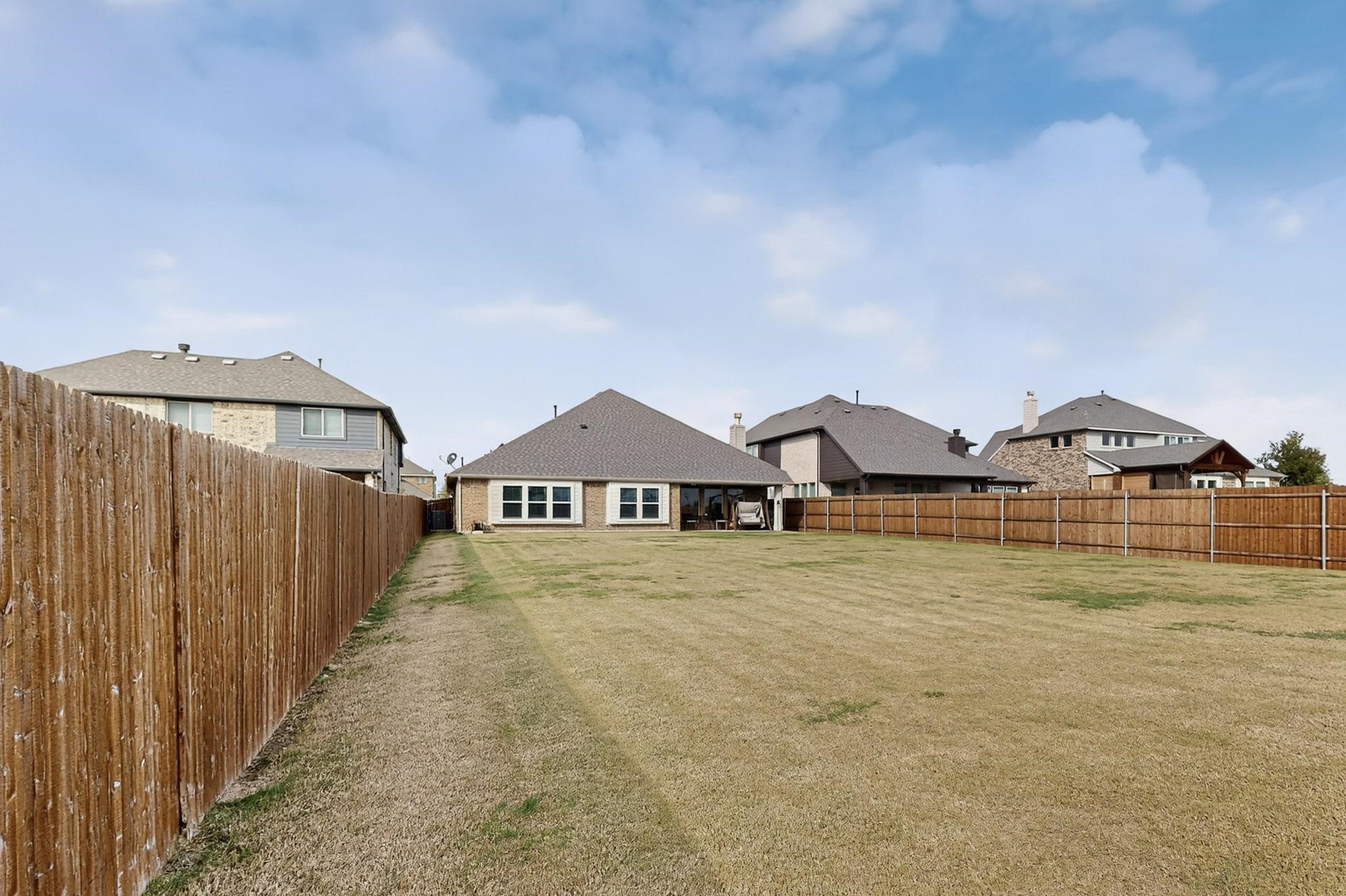 205 Lakewood Lane