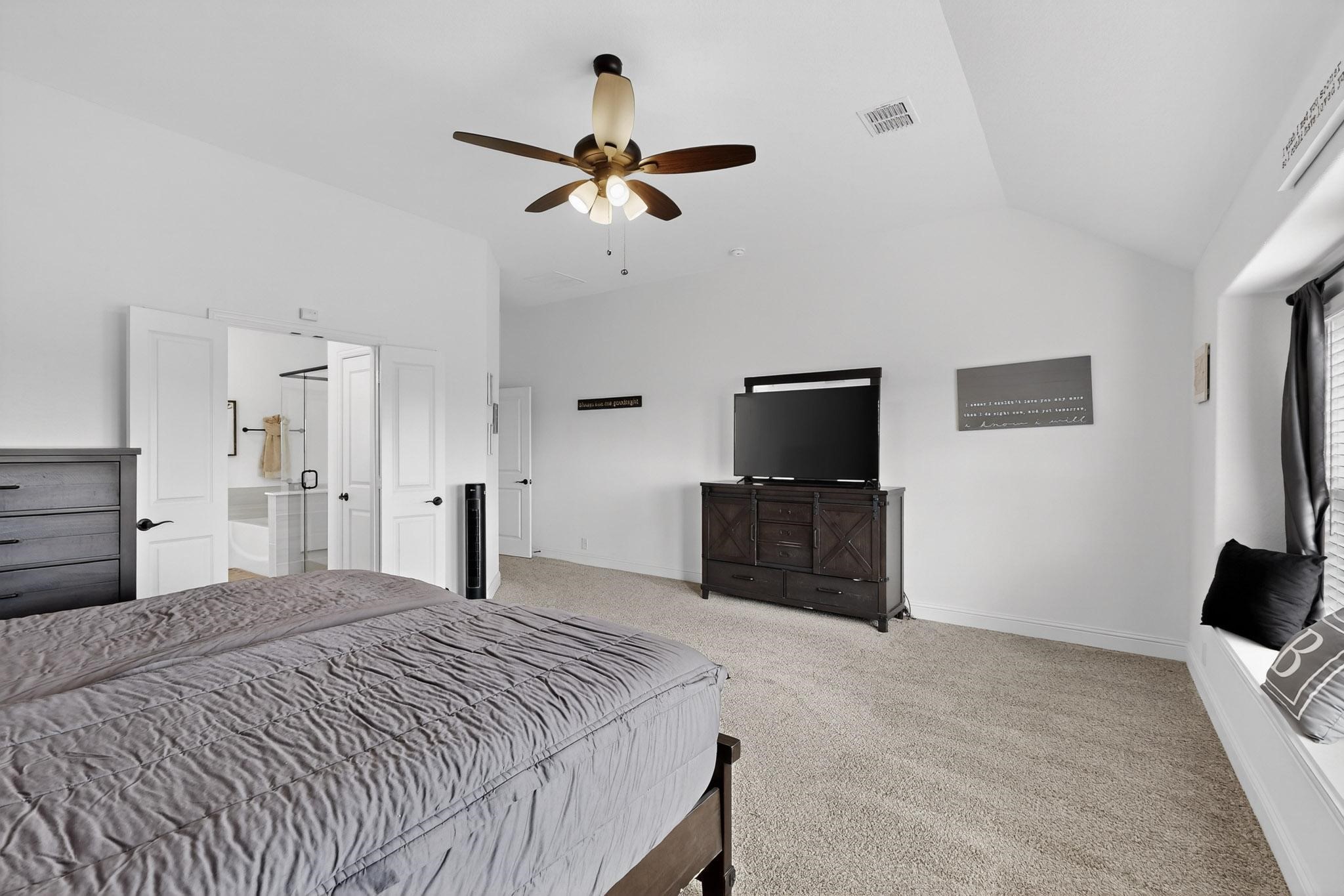 205 Lakewood Lane