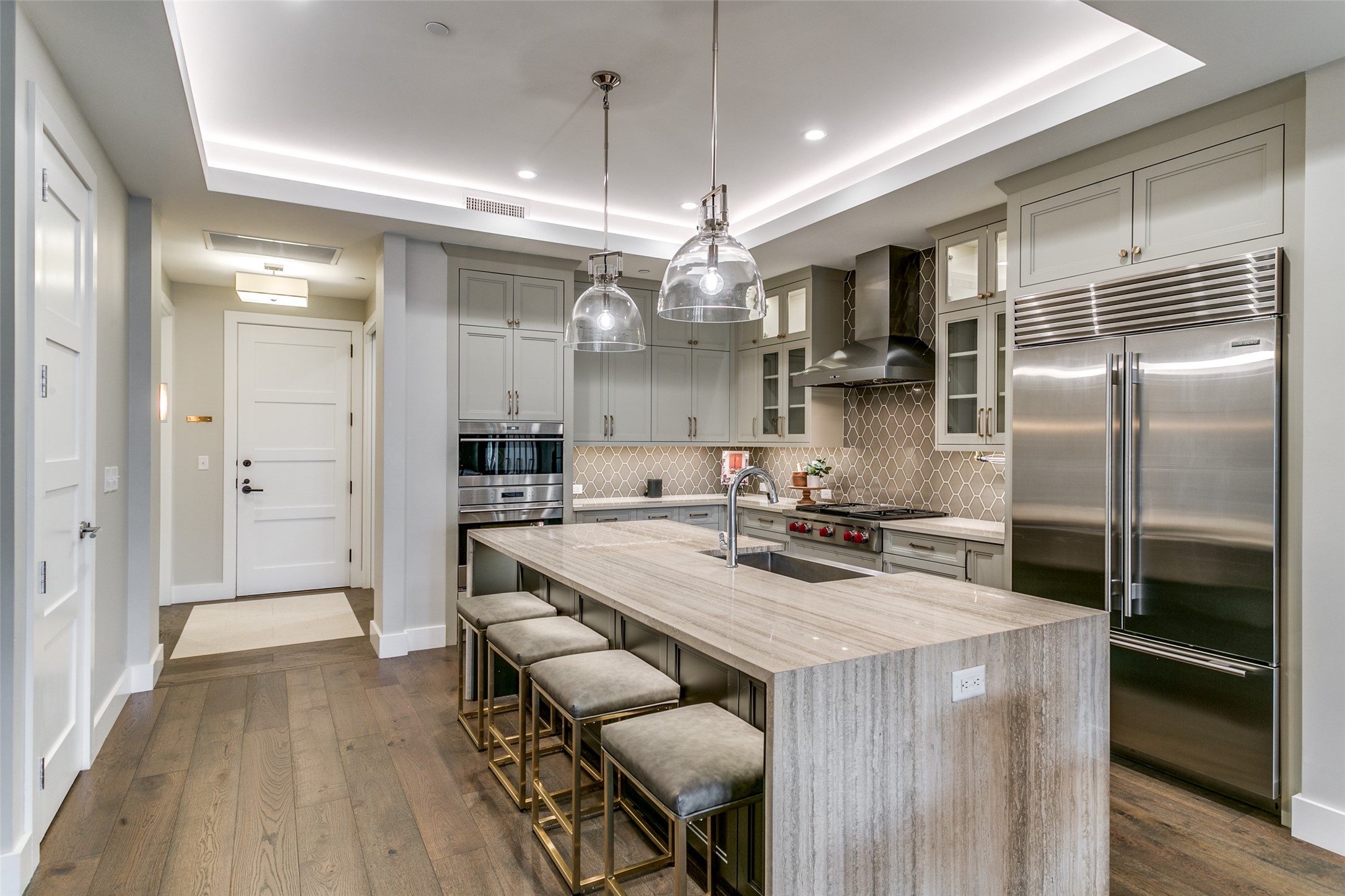 350 Central Avenue 304