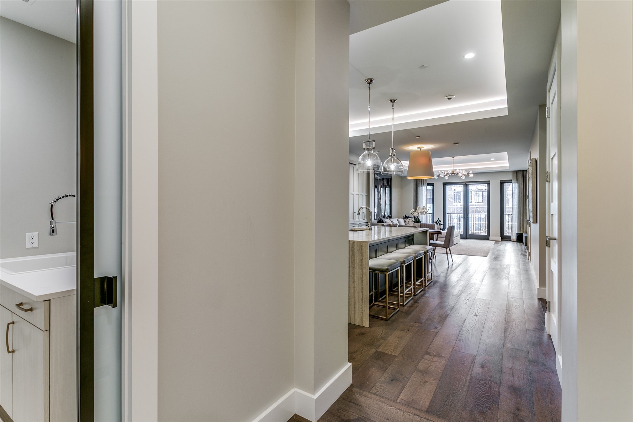 350 Central Avenue 304