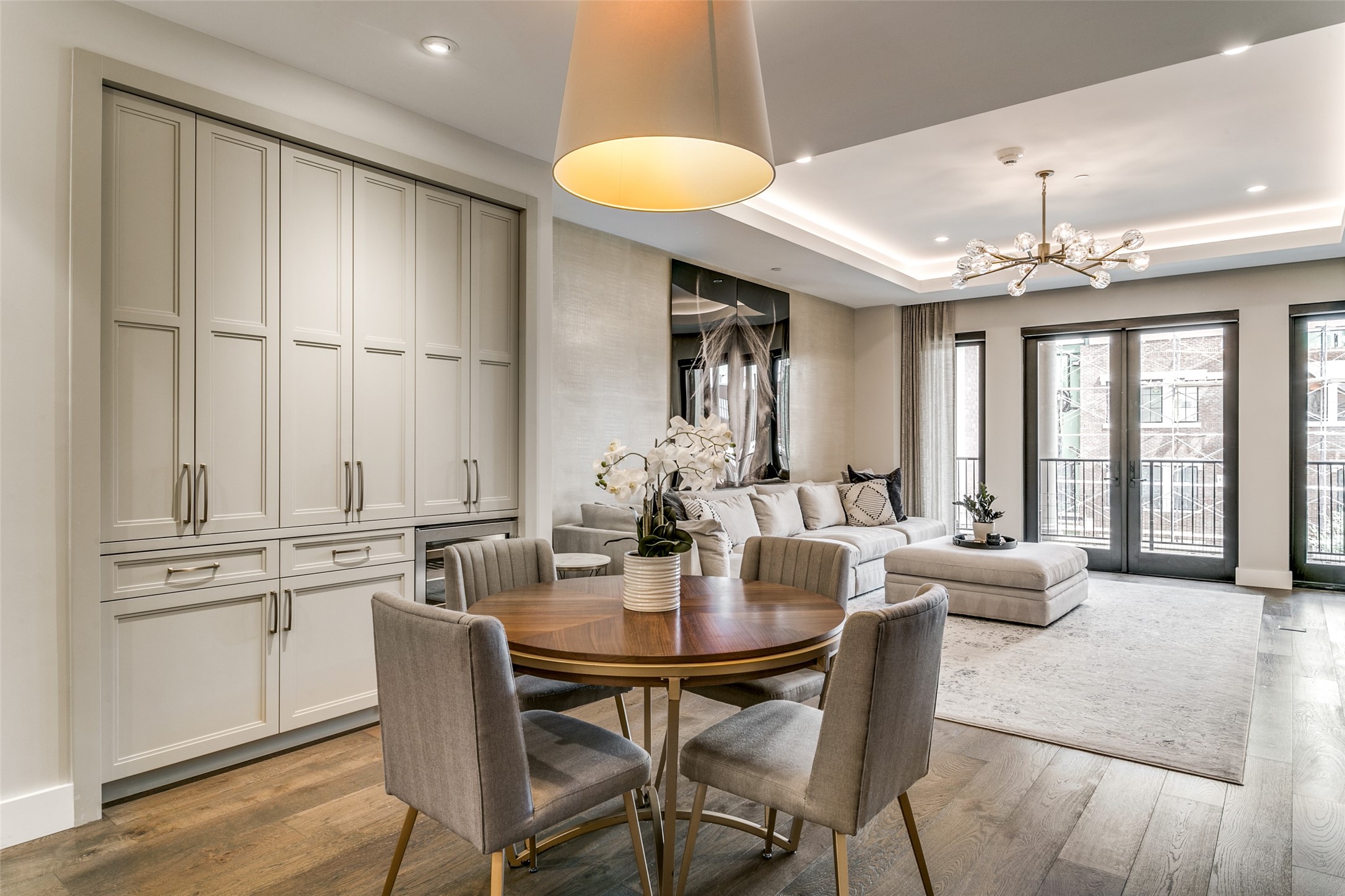 350 Central Avenue 304