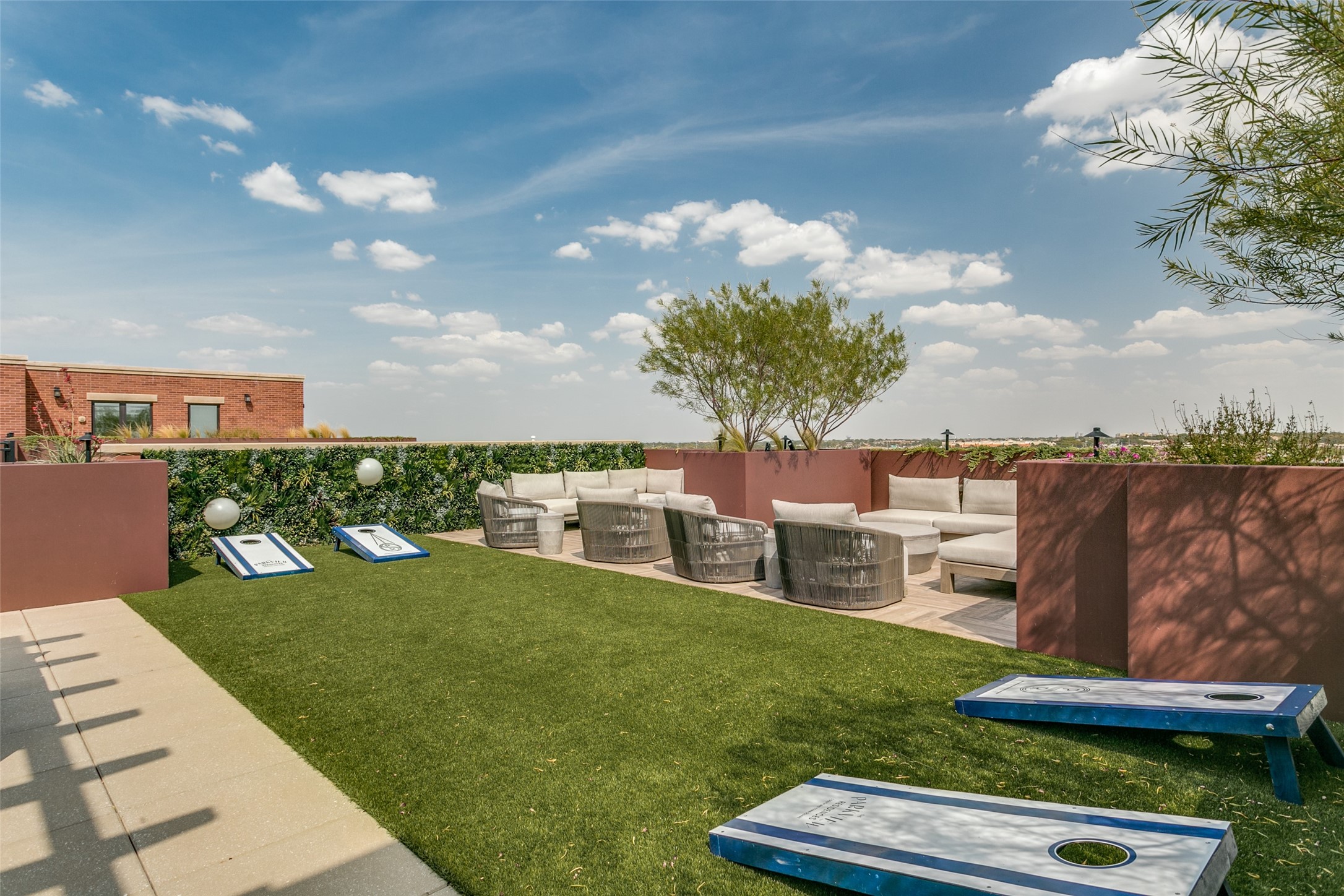 350 Central Avenue 304