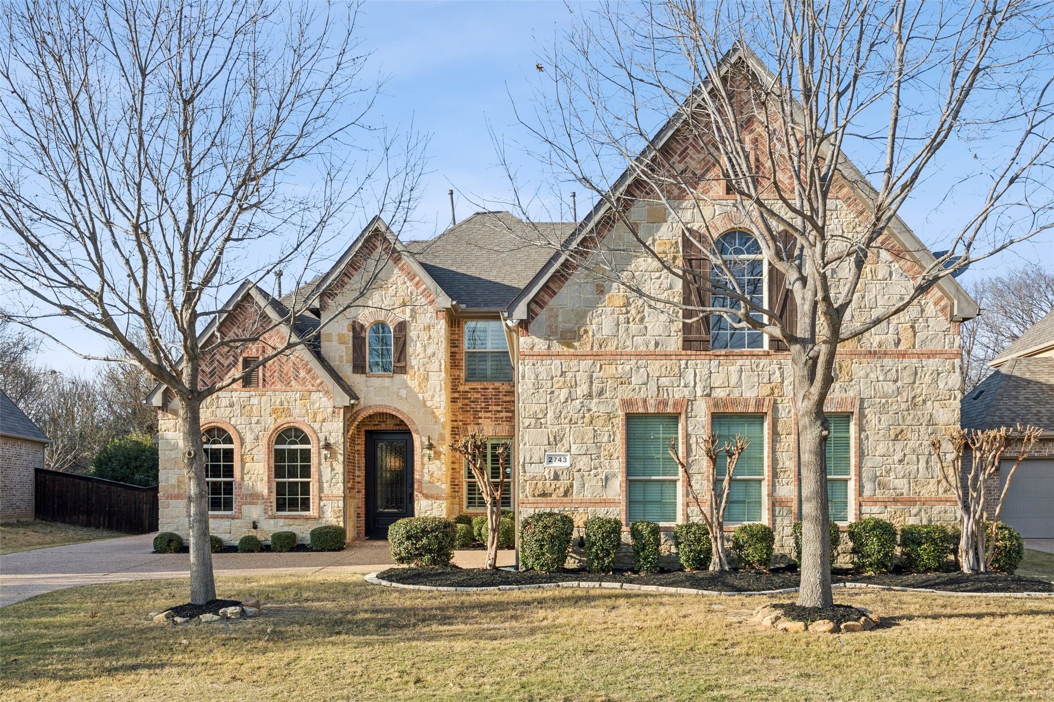 2743 Chatswood Drive