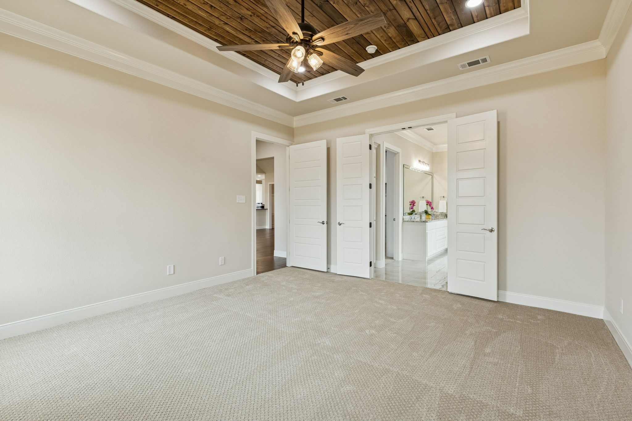 2165 Middlewood Circle