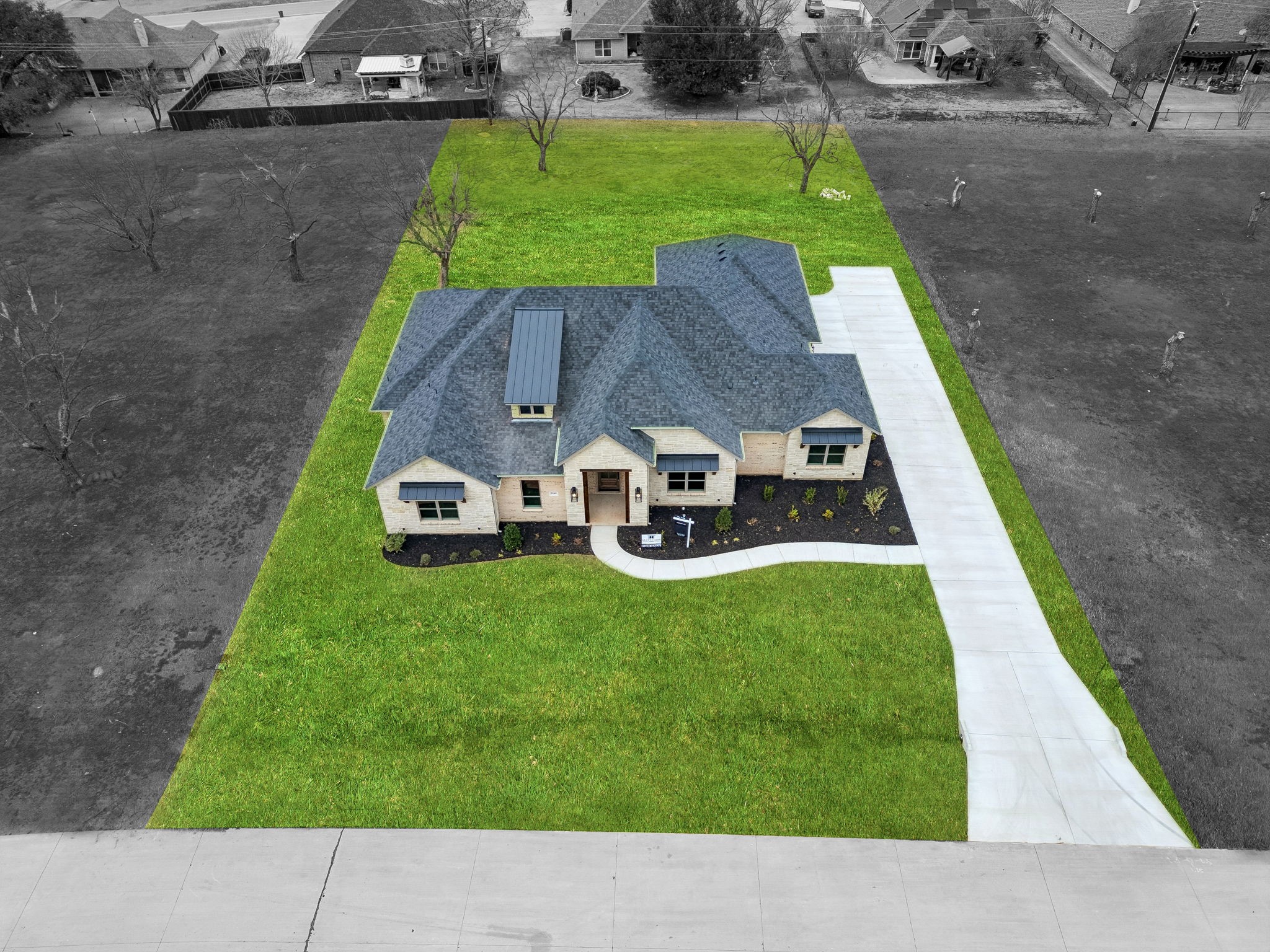 2165 Middlewood Circle