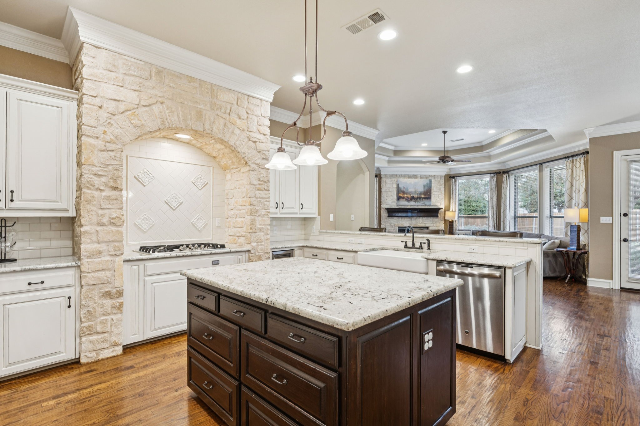 2807 Linden Lane