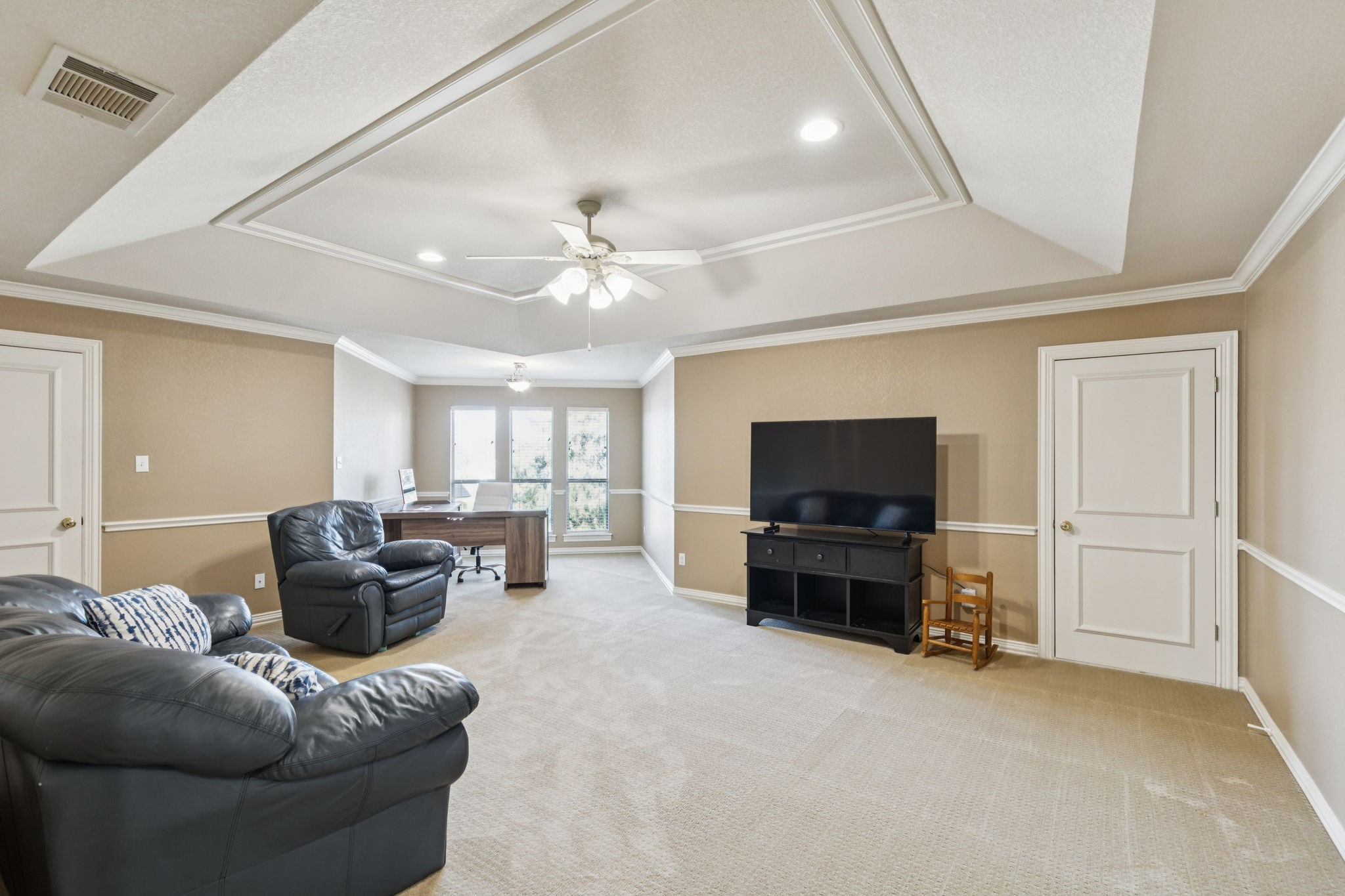 2807 Linden Lane