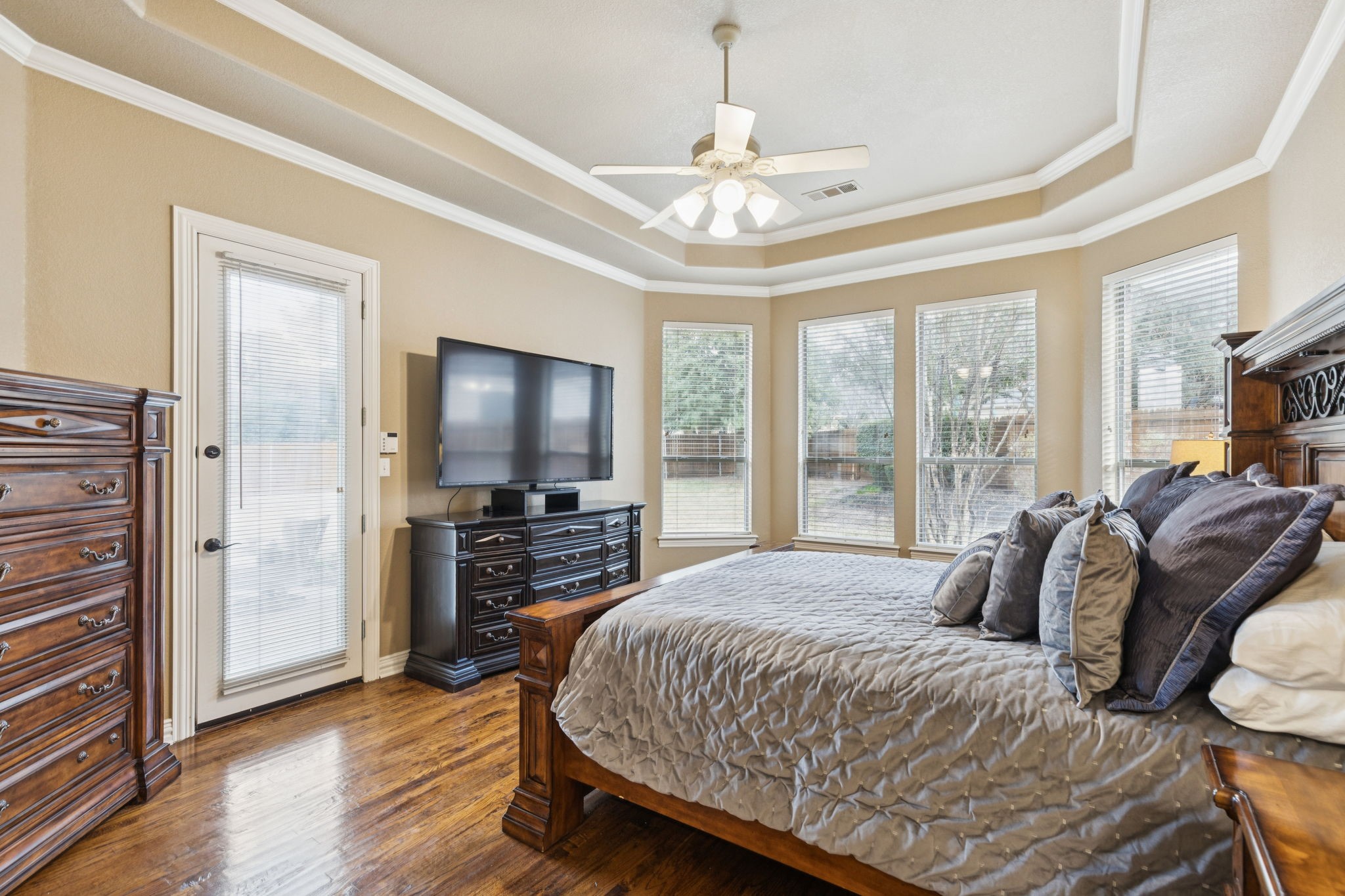 2807 Linden Lane