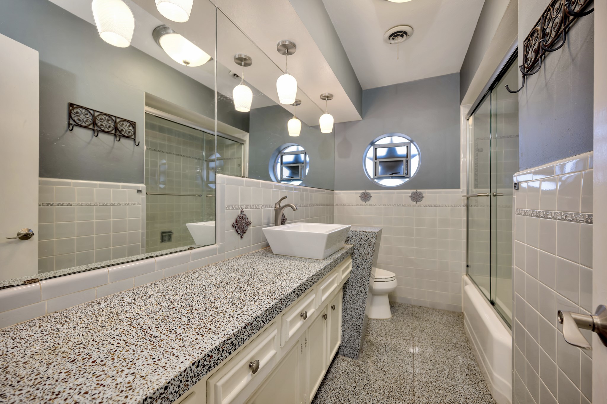 10005 Ridgehaven Drive