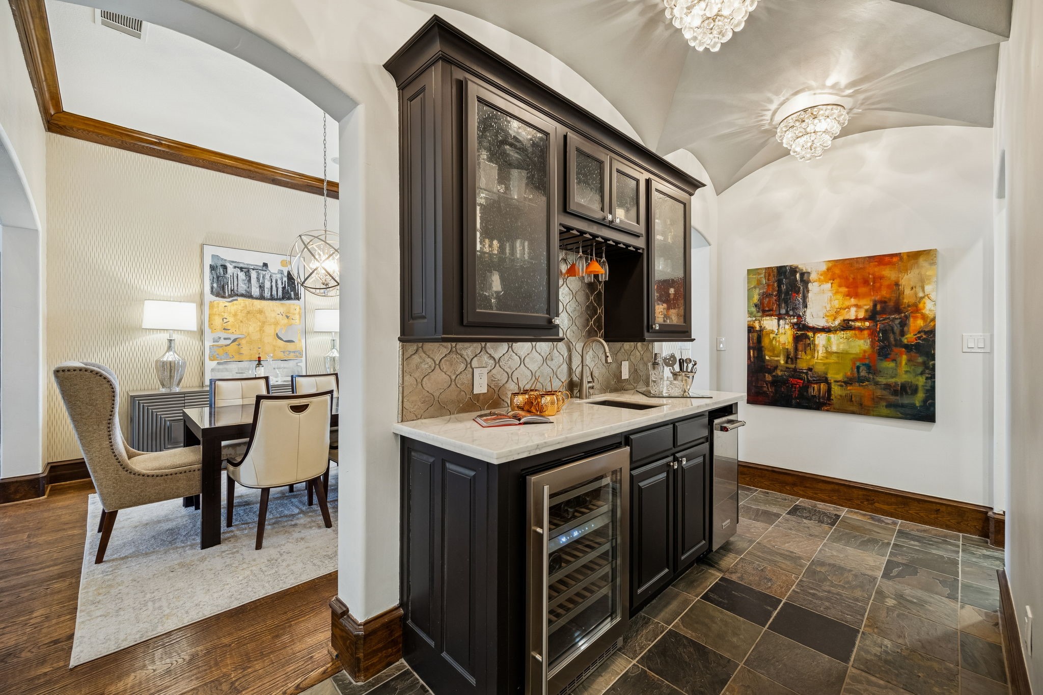 912 Silverton Street