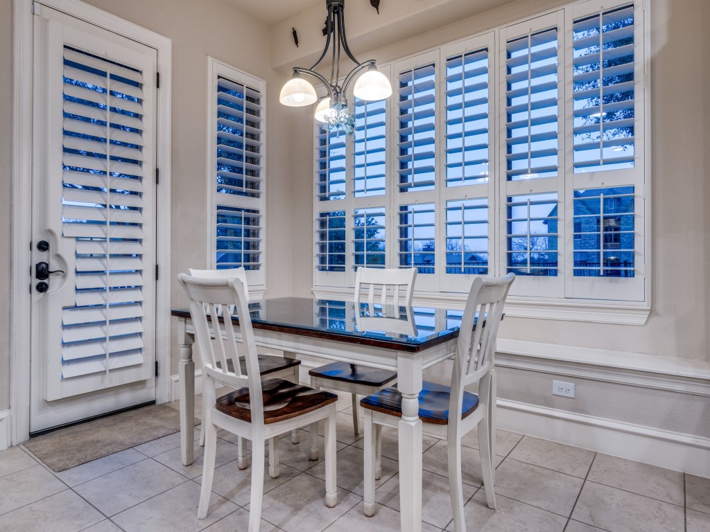 123 Alto Vista Drive