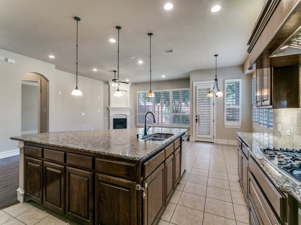 123 Alto Vista Drive