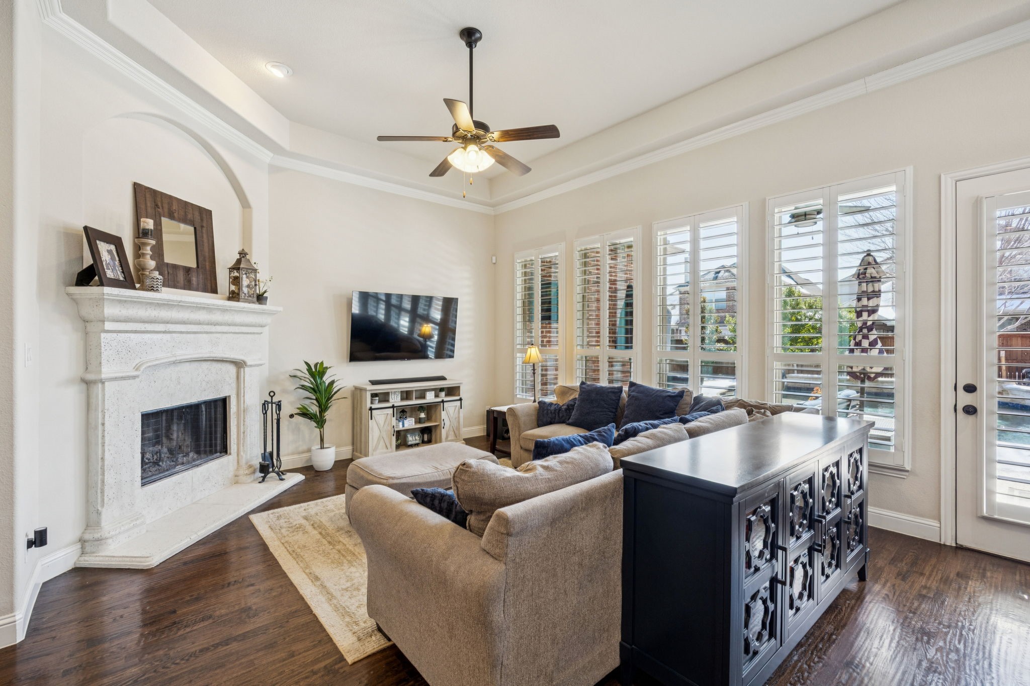 1832 Seminole Lane