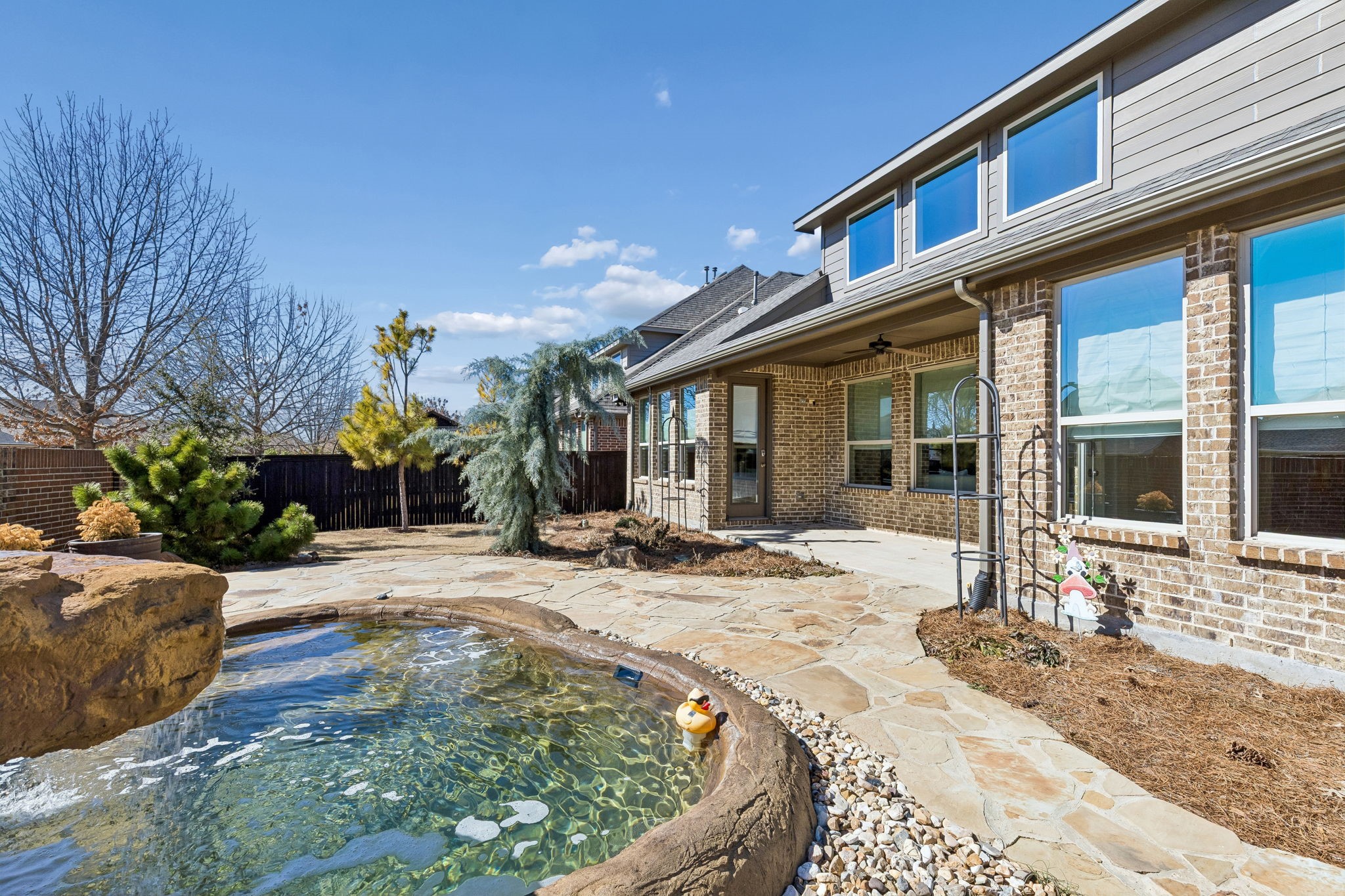 2774 Waverley Drive