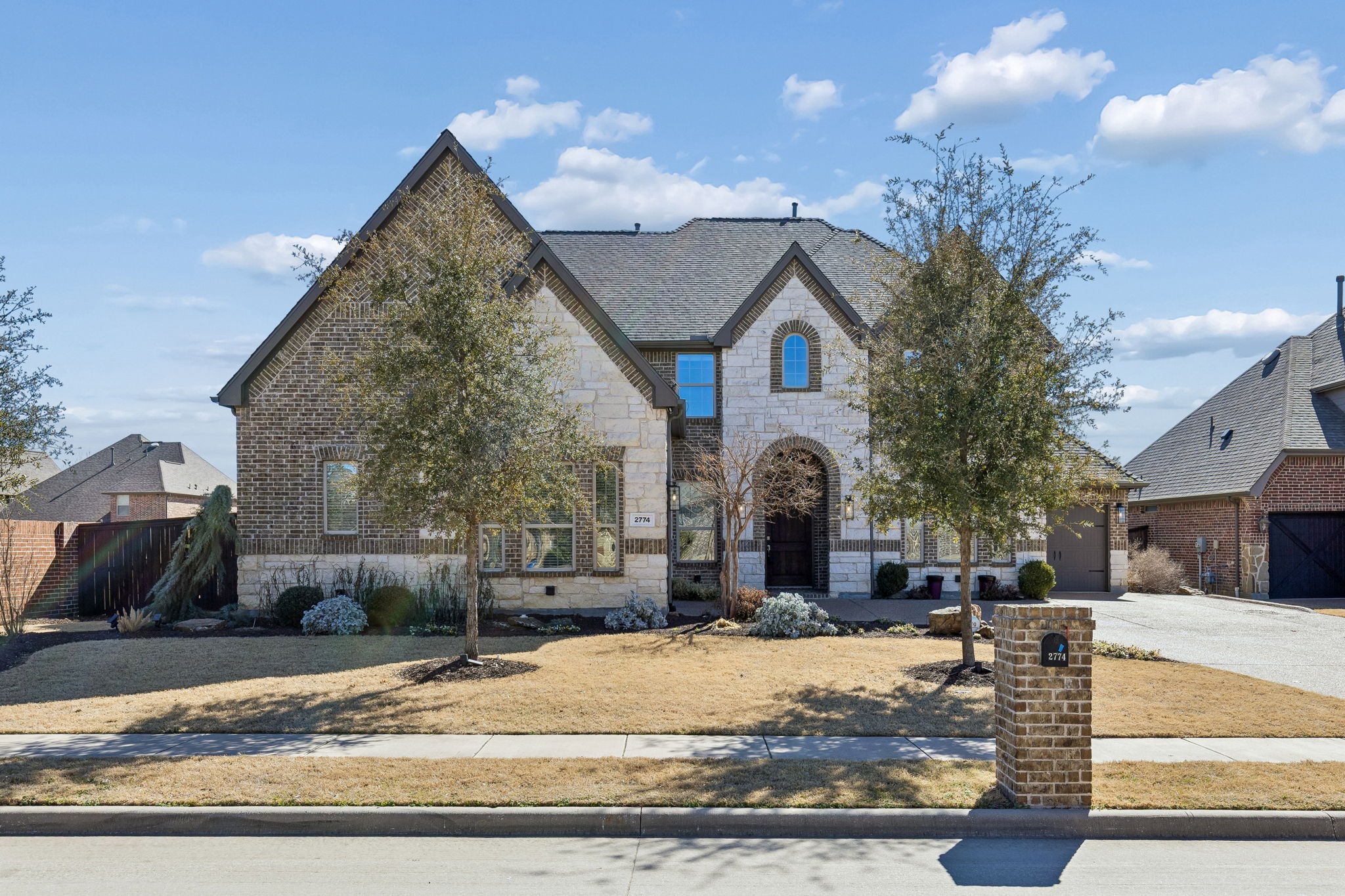 2774 Waverley Drive