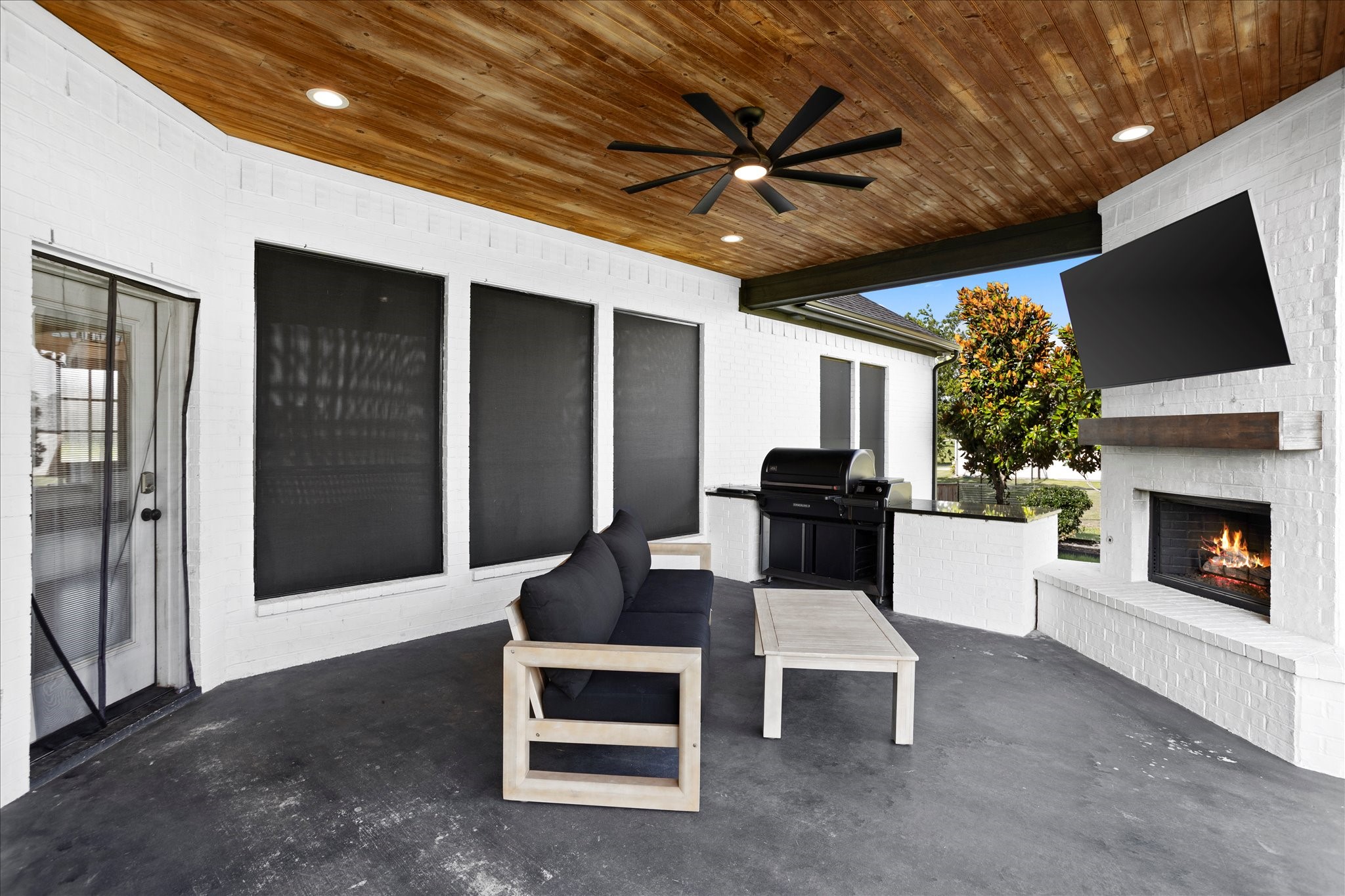 1074 Pioneer Crossing