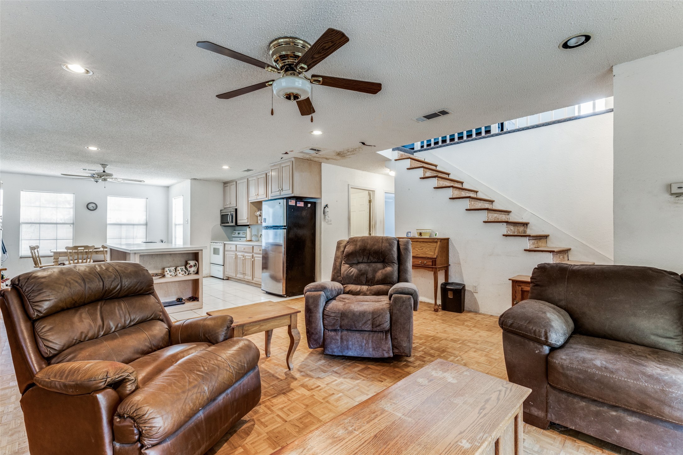 18025 County Road 4052