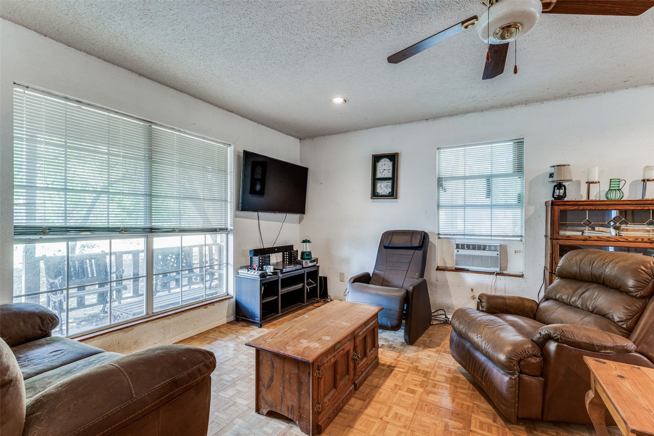 18025 County Road 4052