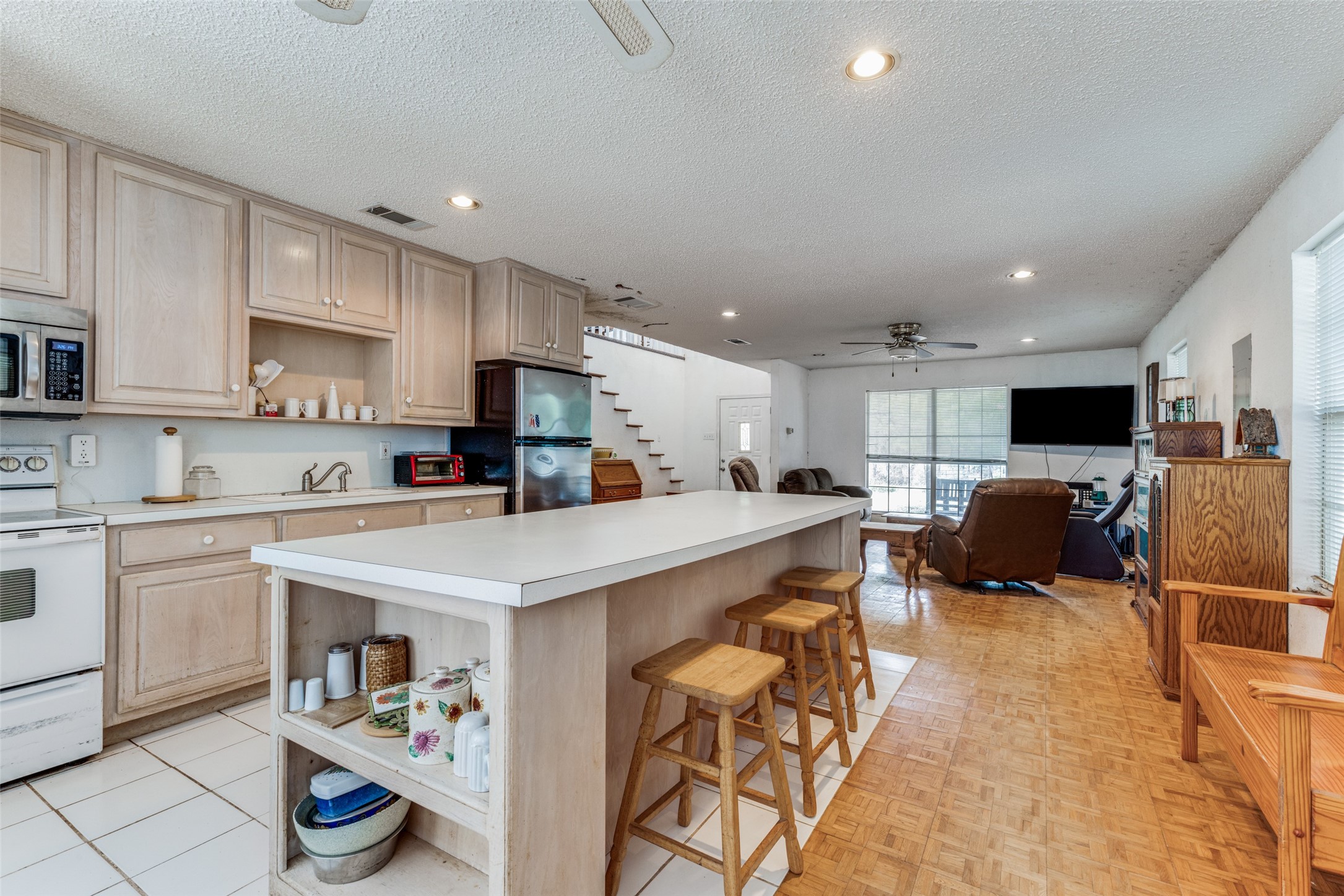 18025 County Road 4052