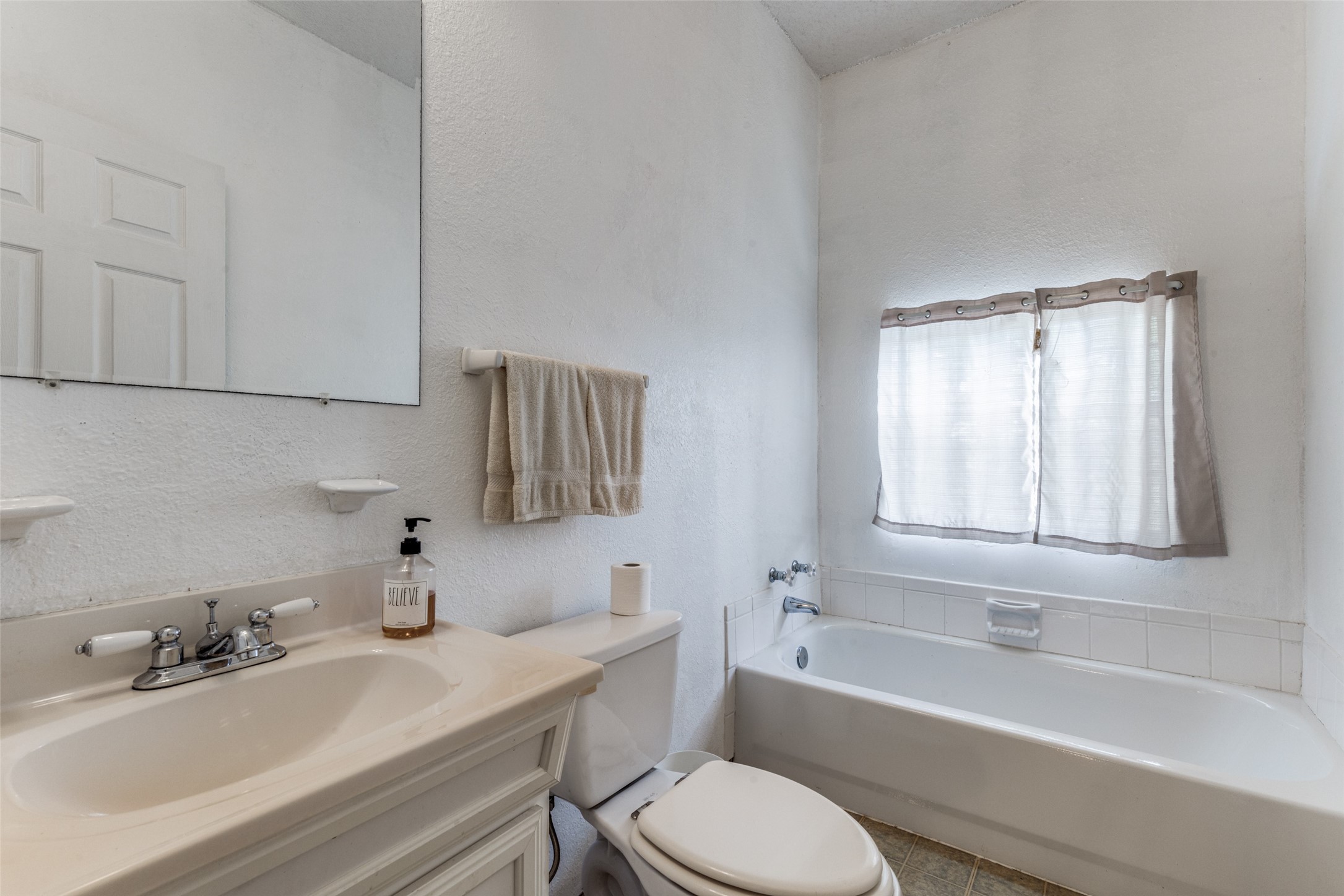 18025 County Road 4052