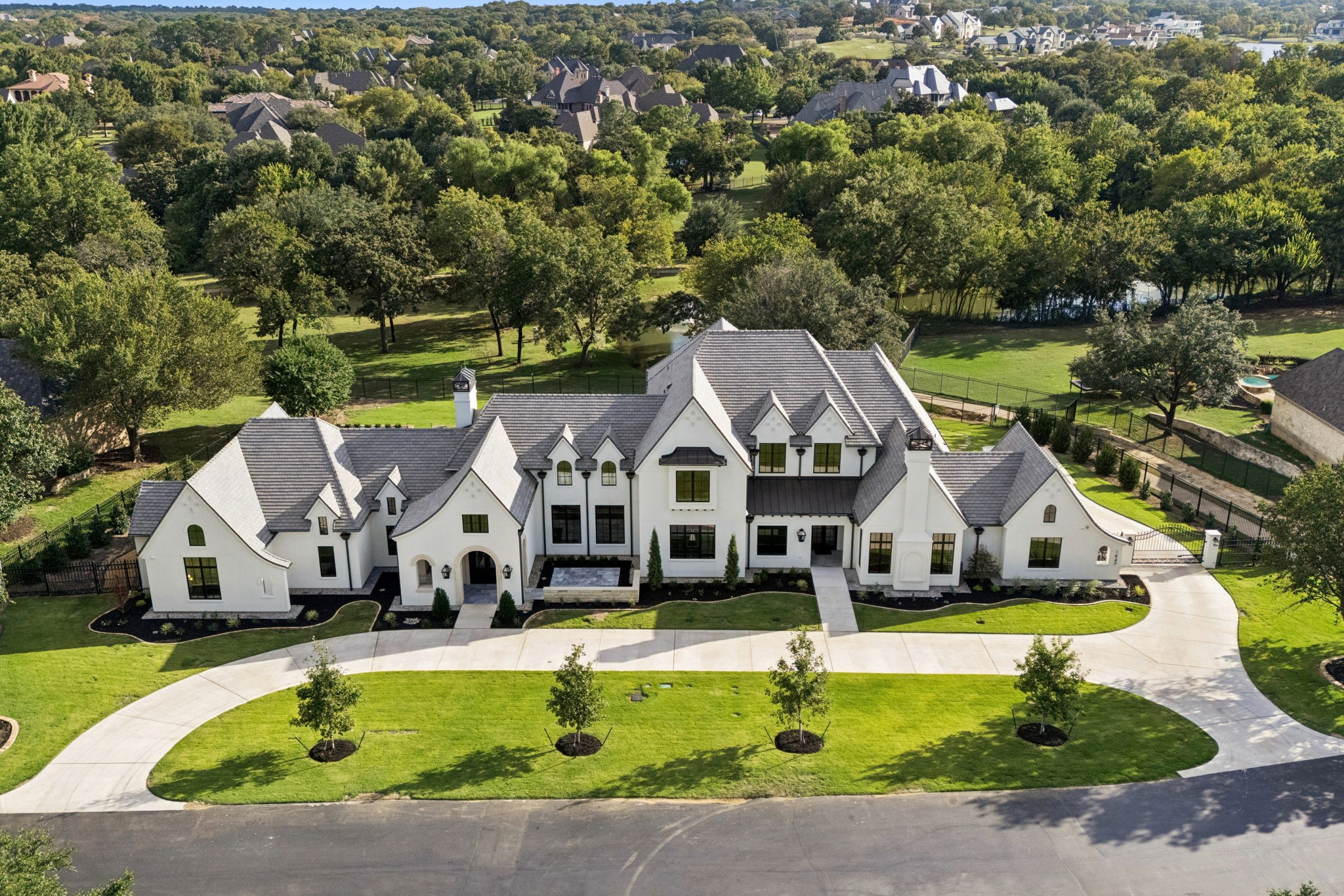 1847 Broken Bend Drive