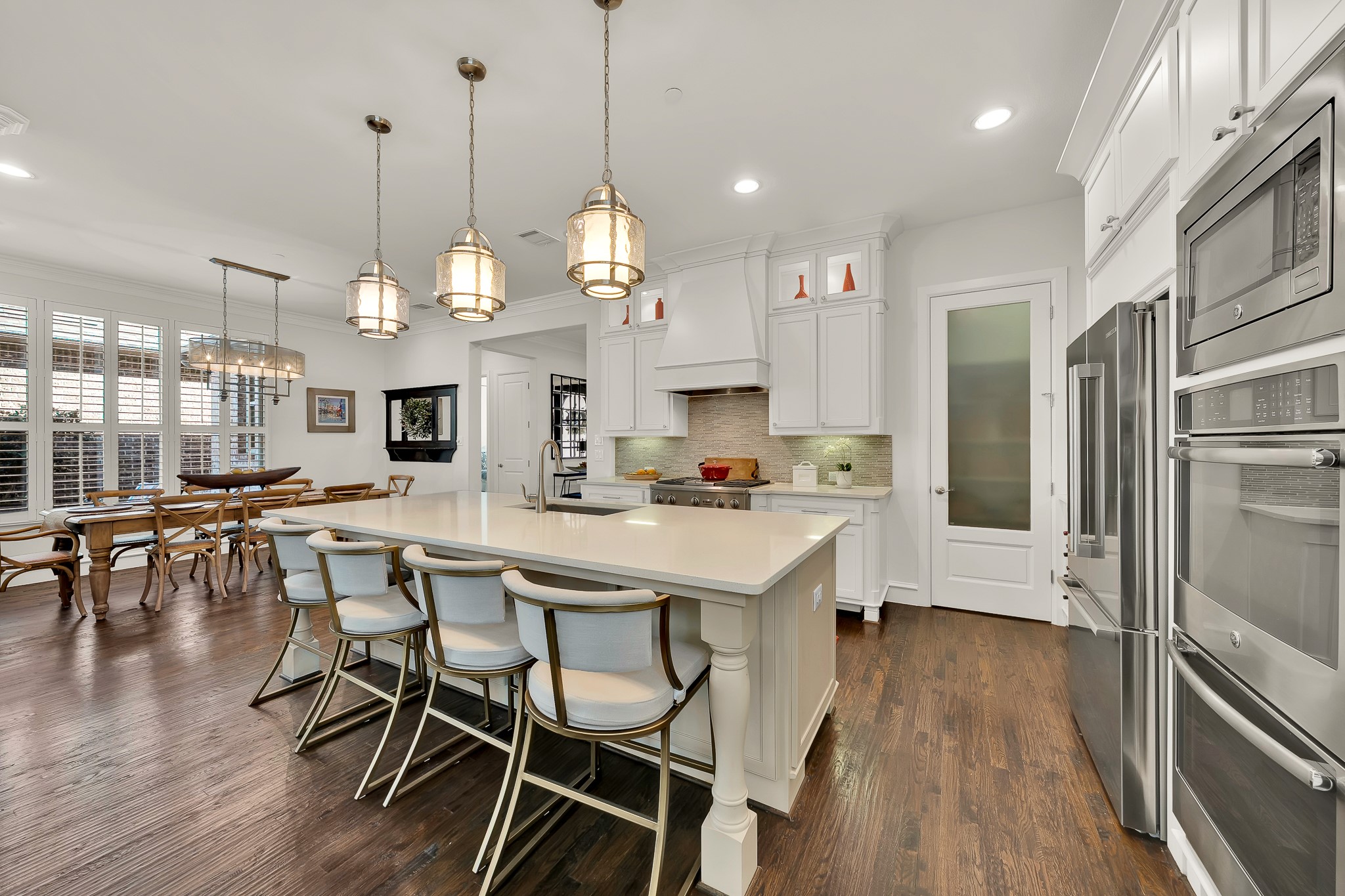 402 Palladian Boulevard