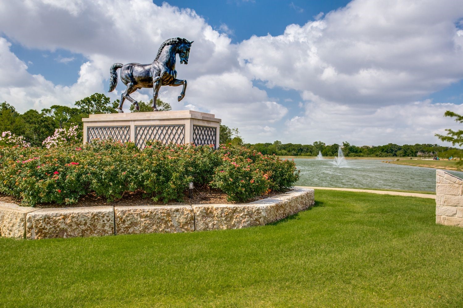 402 Palladian Boulevard