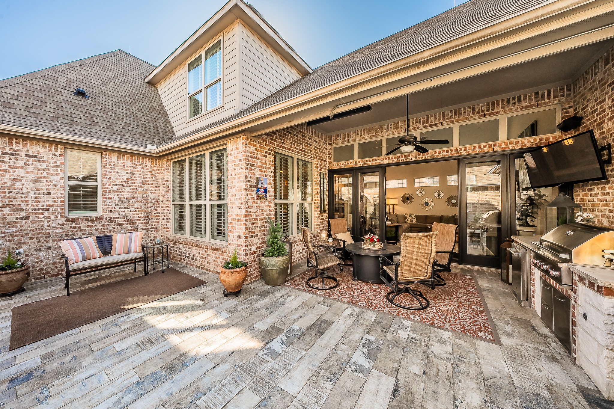 402 Palladian Boulevard