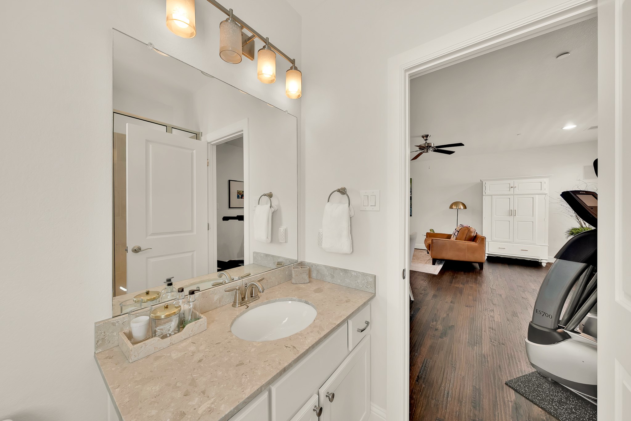 402 Palladian Boulevard