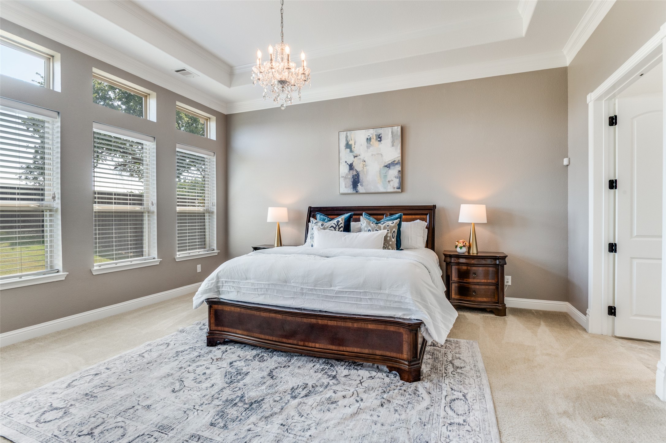 6809 Strauss