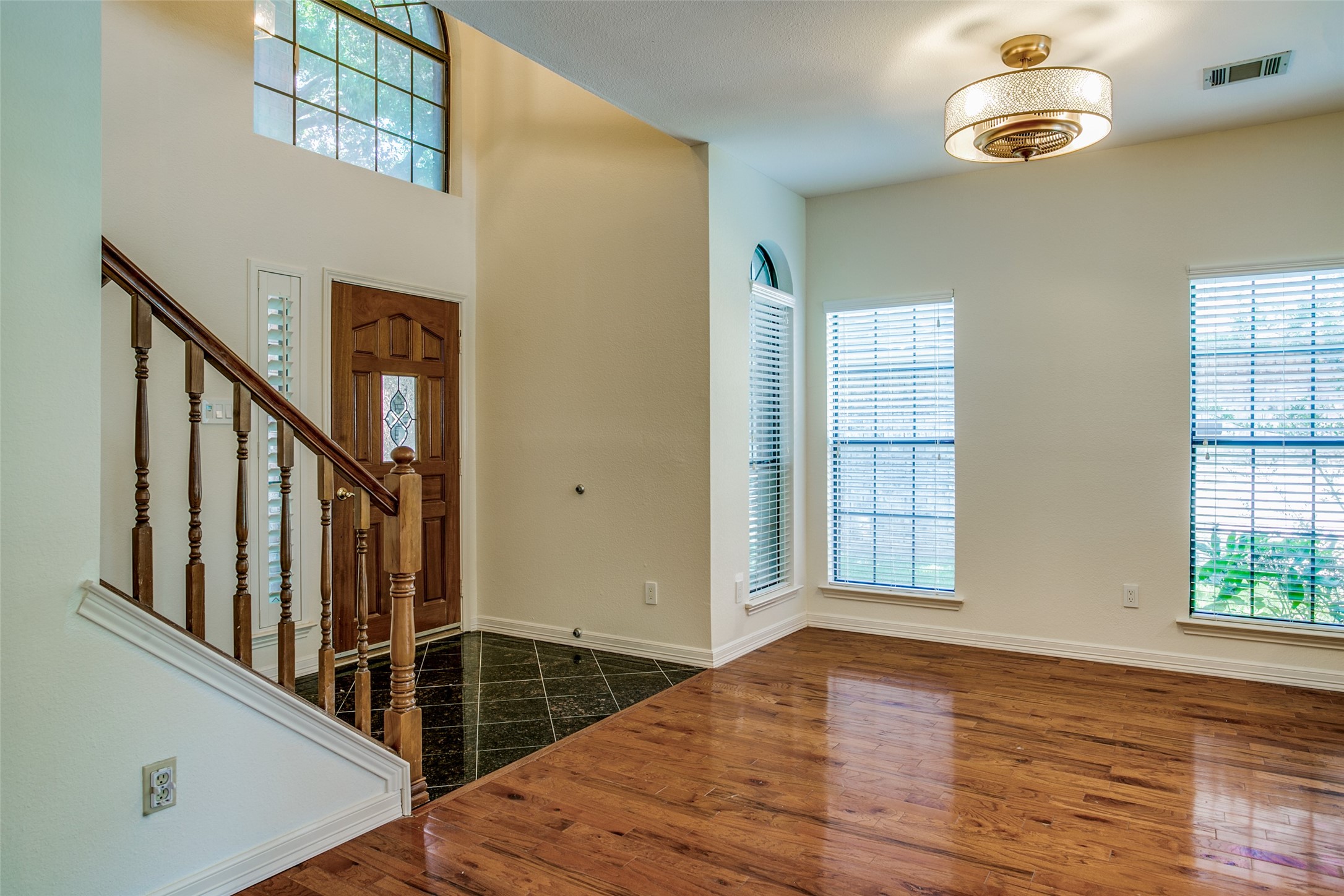 824 Woodlake Drive