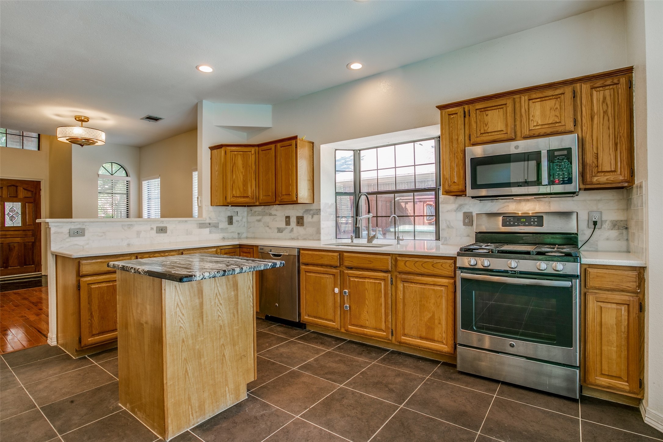824 Woodlake Drive