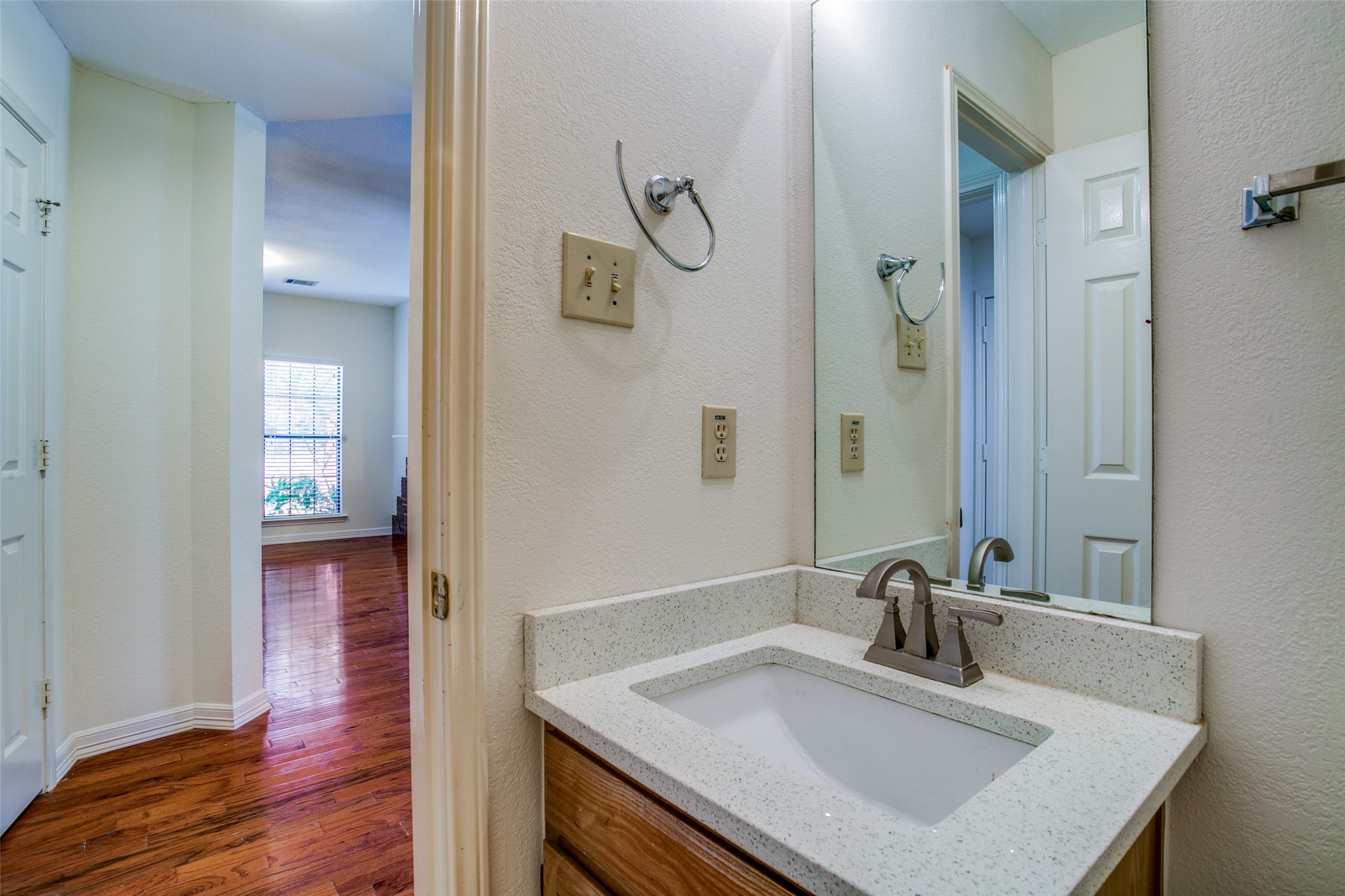 824 Woodlake Drive