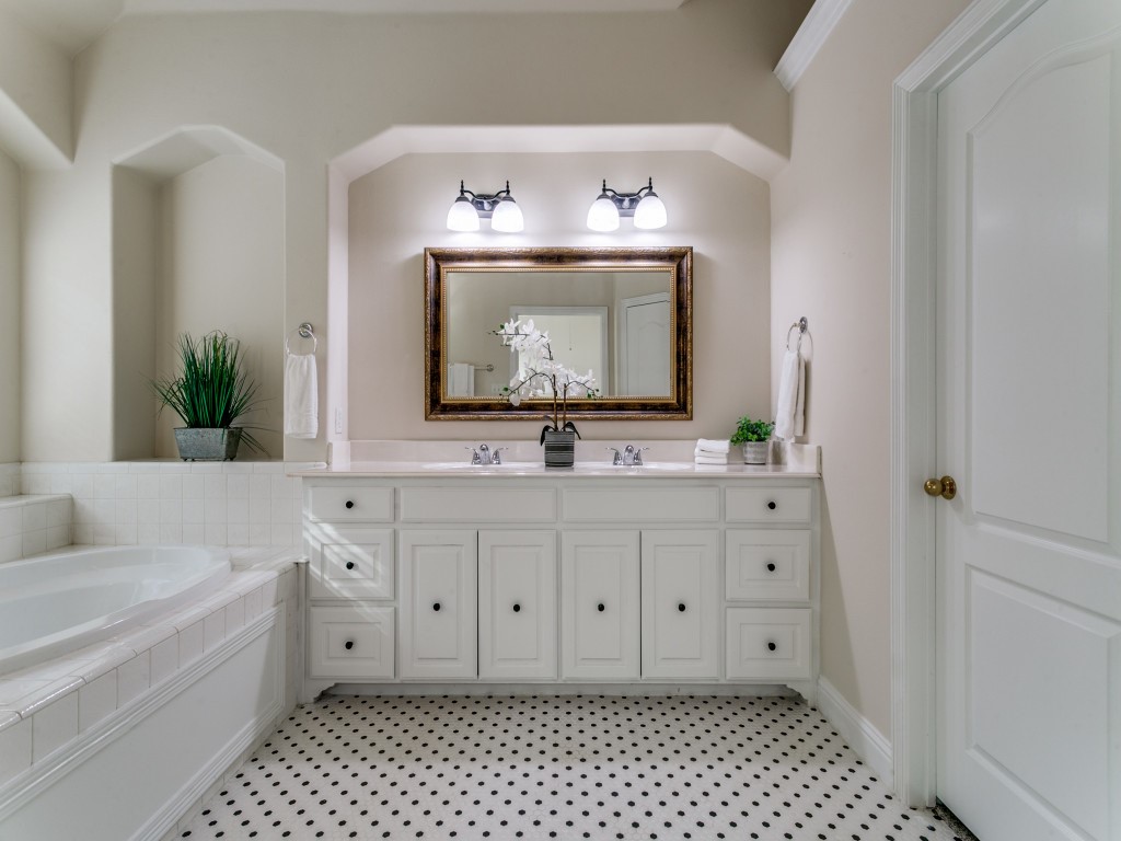 8604 Beetle Nut Lane