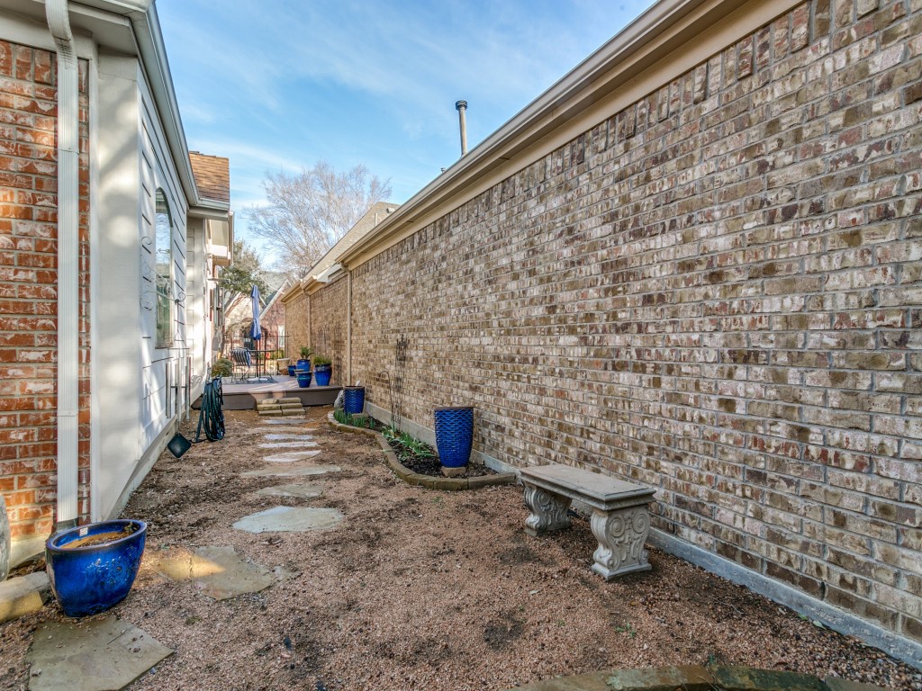 8604 Beetle Nut Lane