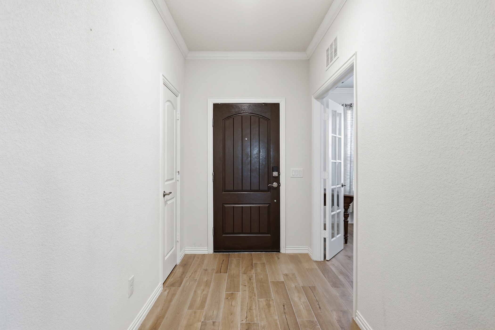 1810 Port Royal Lane