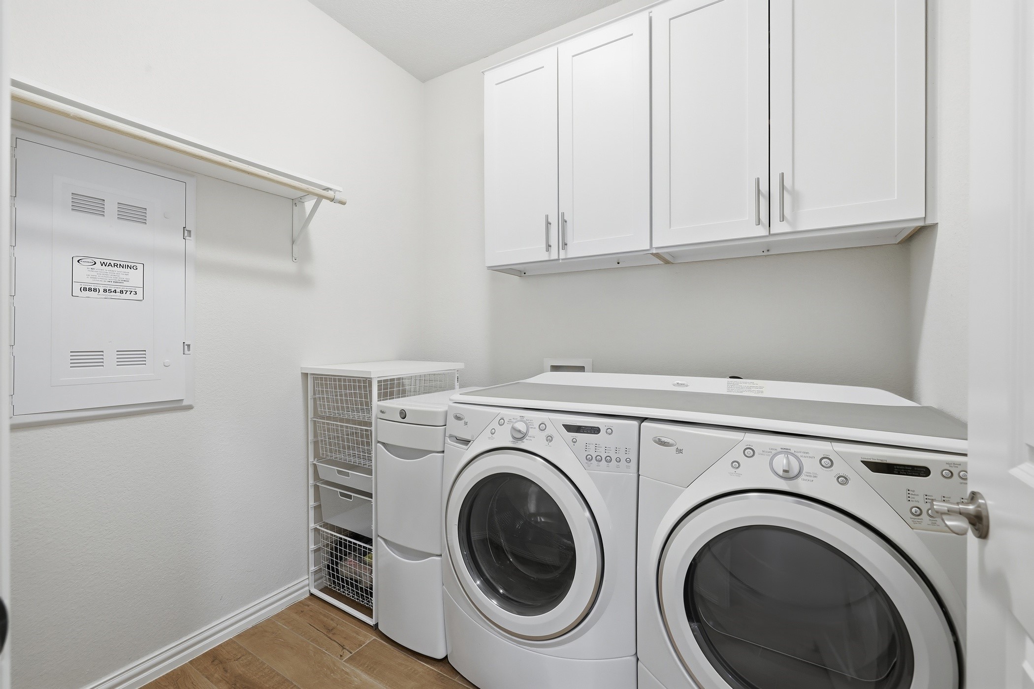 1810 Port Royal Lane