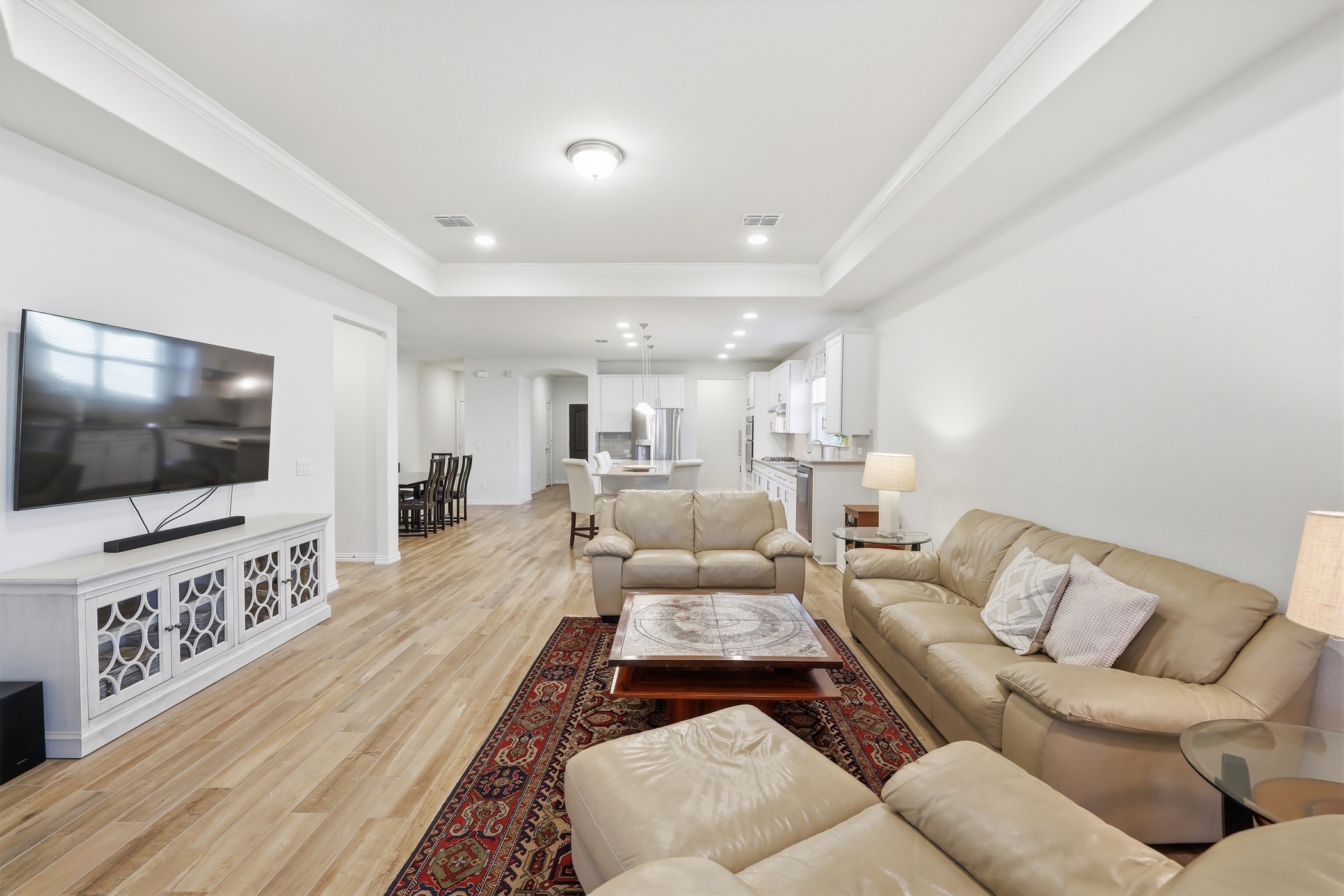 1810 Port Royal Lane