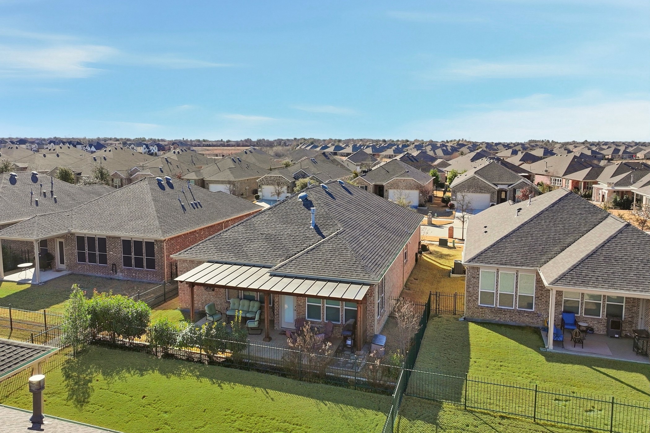 1810 Port Royal Lane