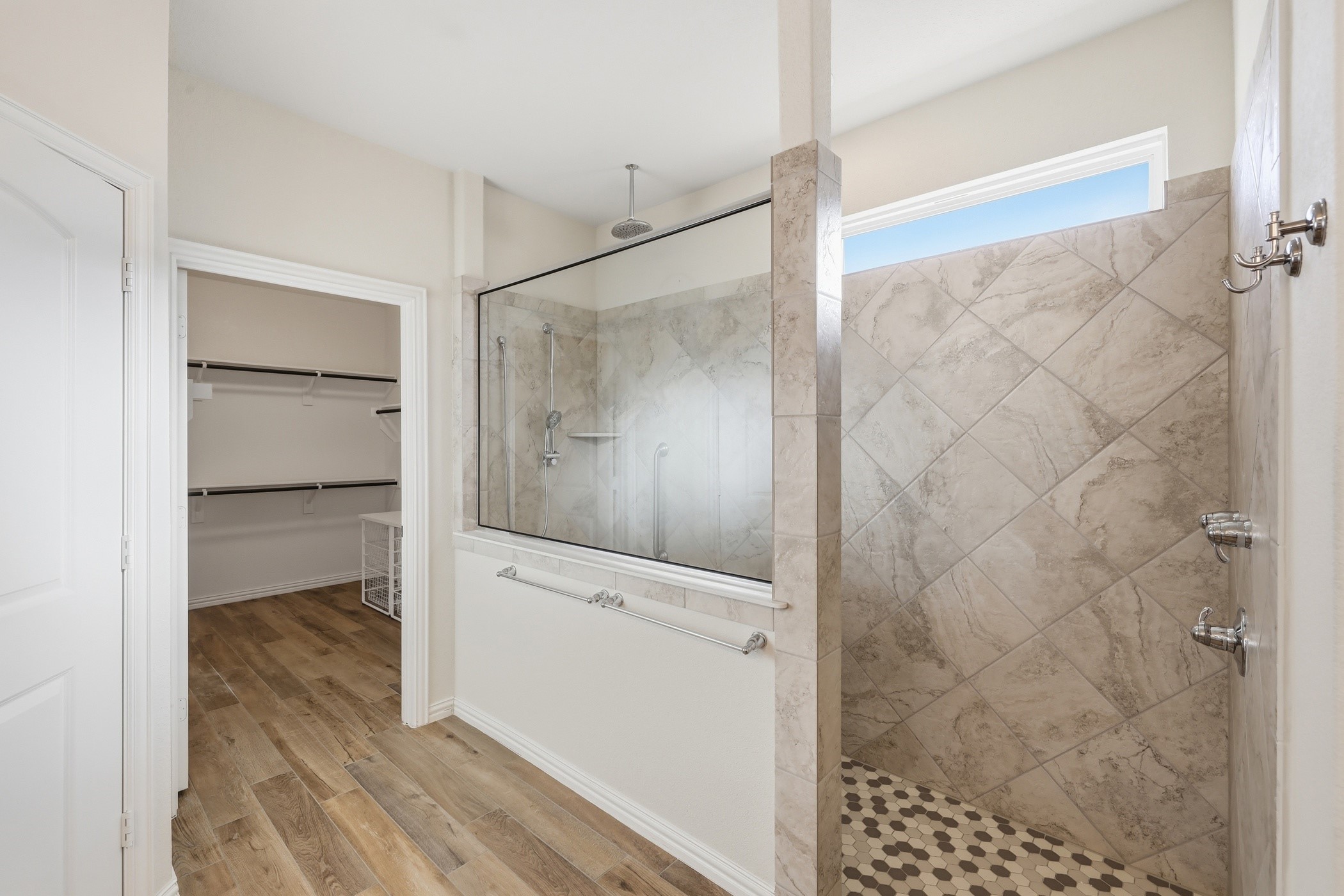 1810 Port Royal Lane