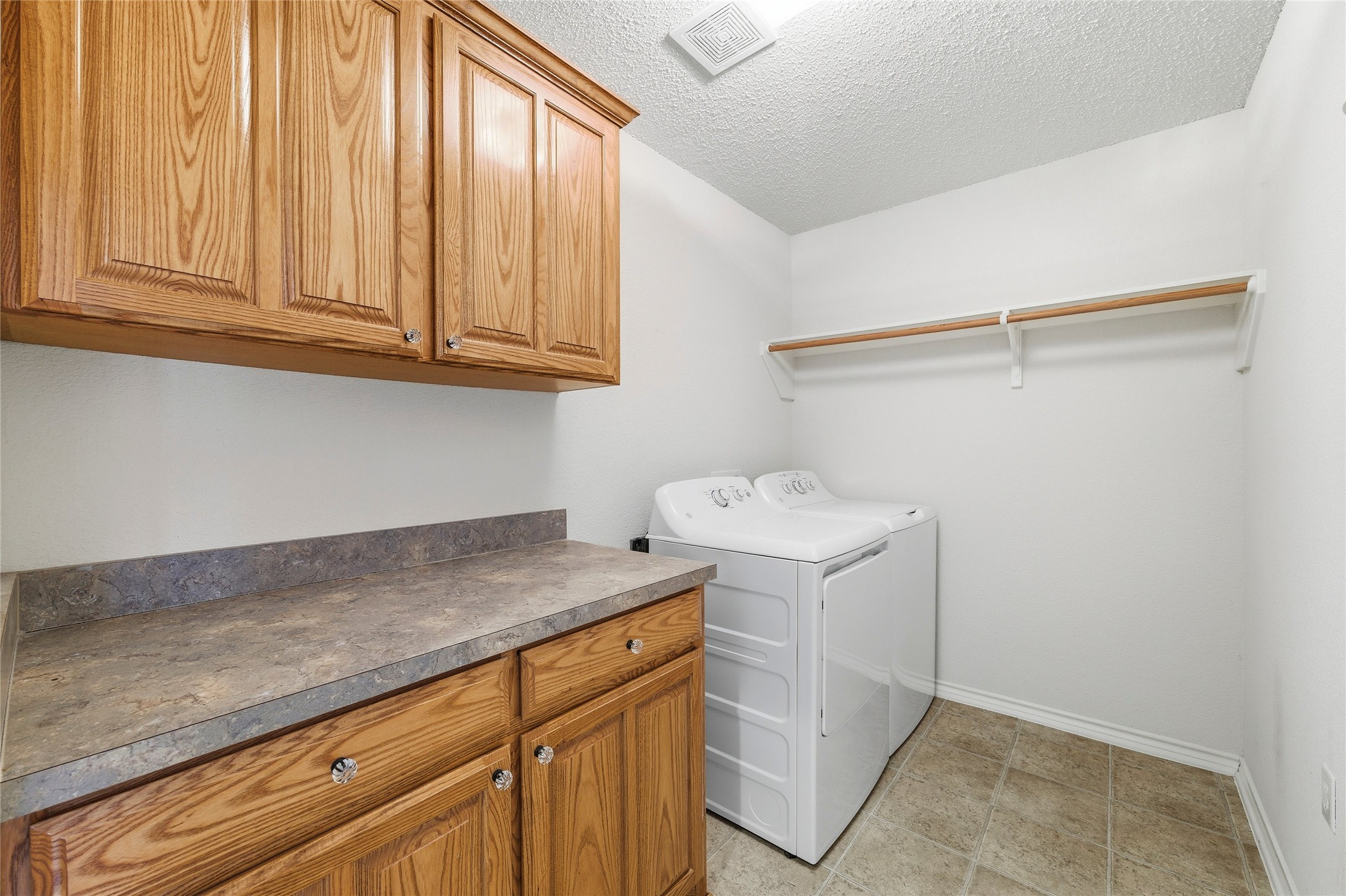4207 Fox Court
