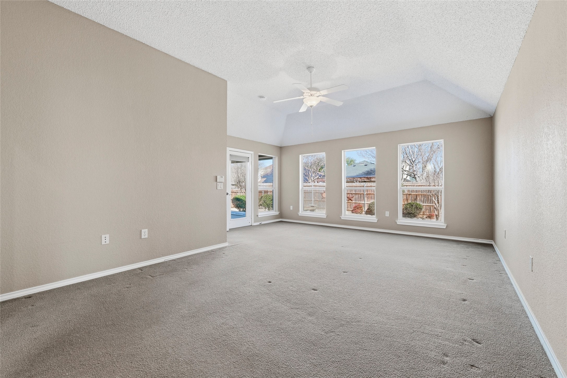 4207 Fox Court