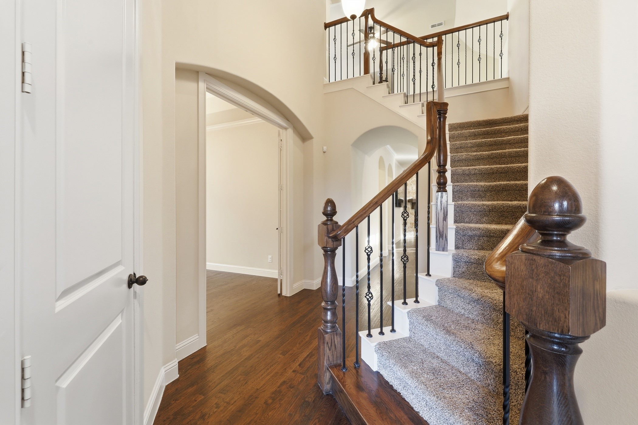 4366 Vineyard Creek Drive