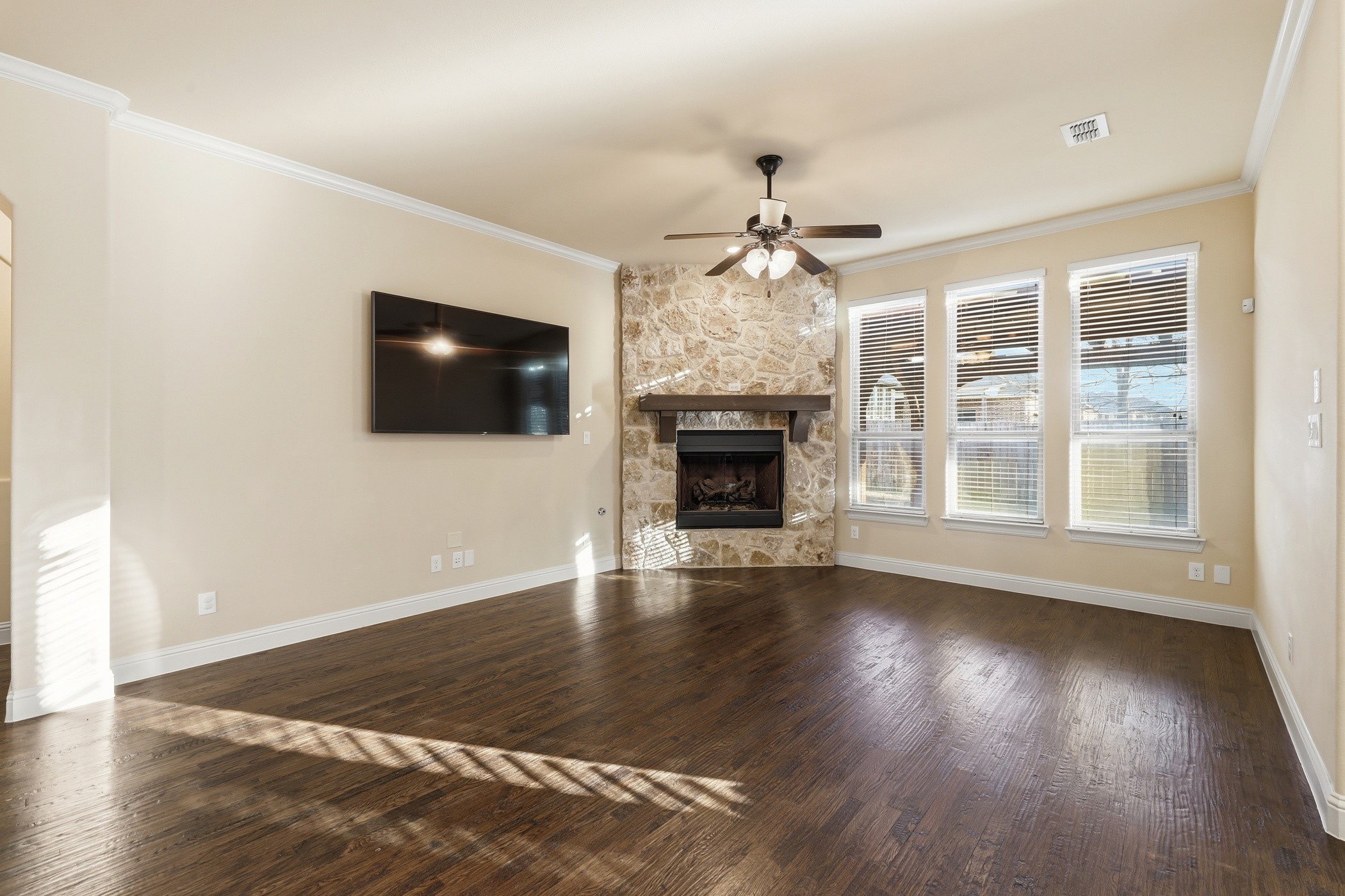 4366 Vineyard Creek Drive