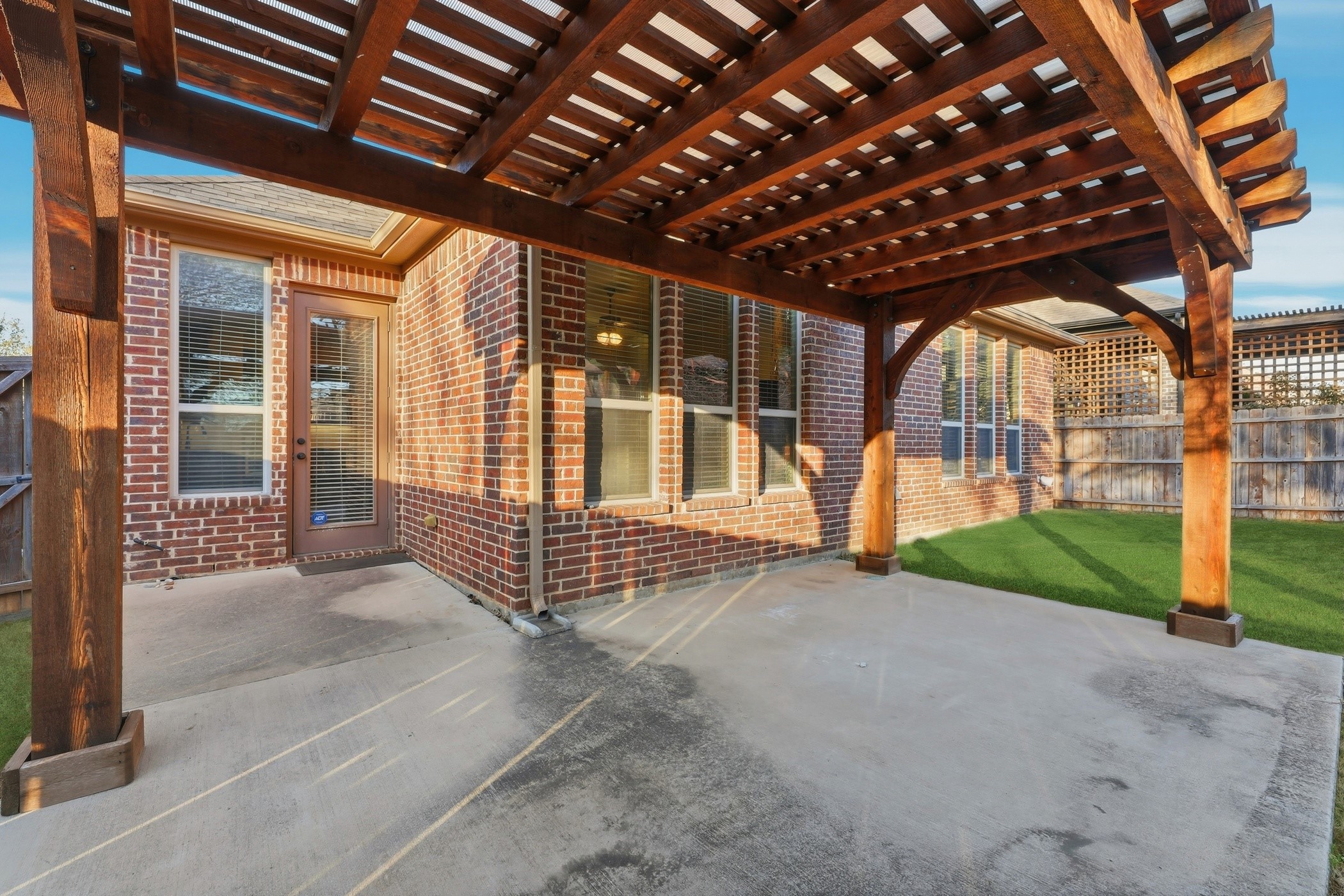 4366 Vineyard Creek Drive