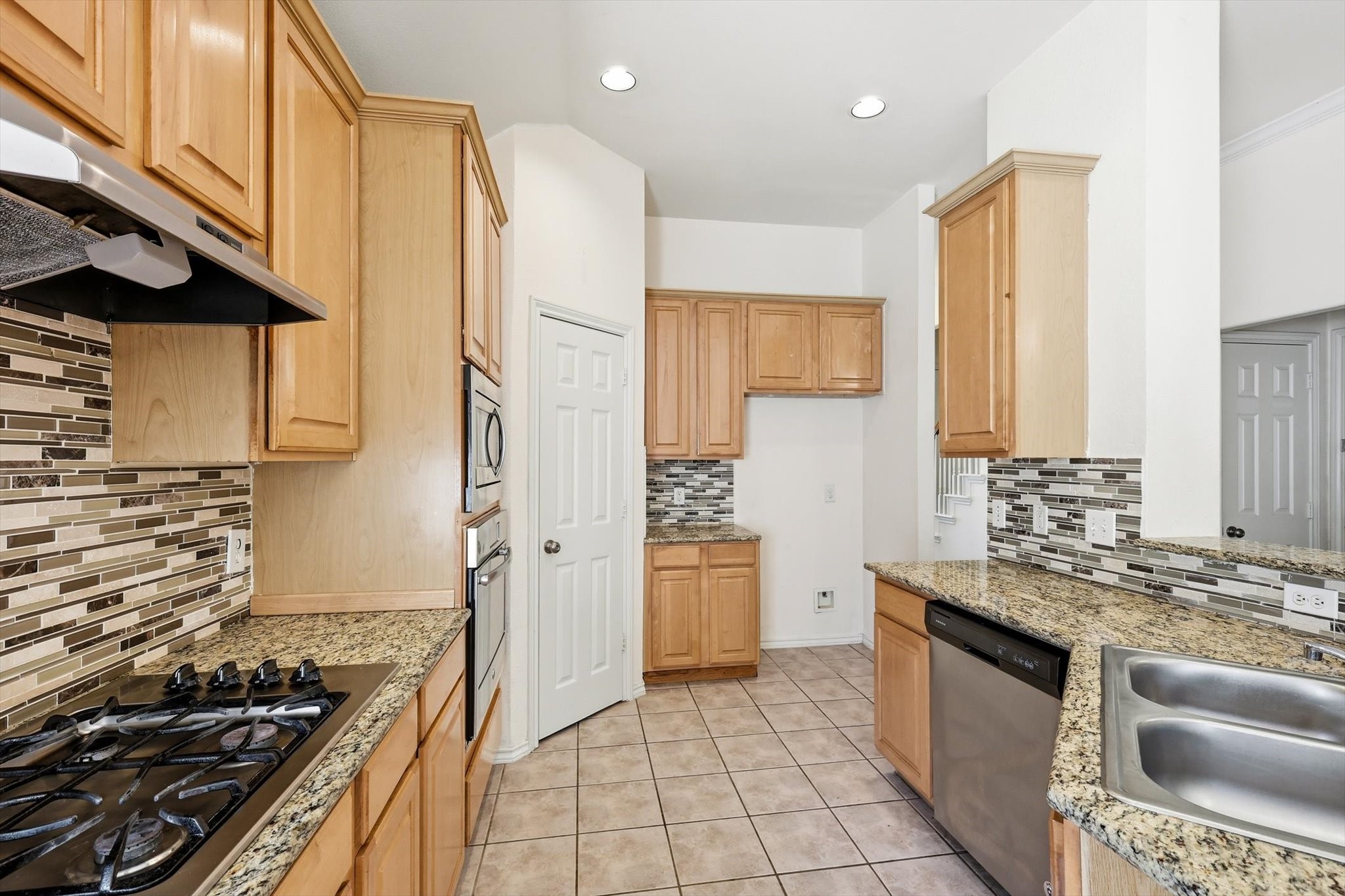 6208 Eagle Creek Drive